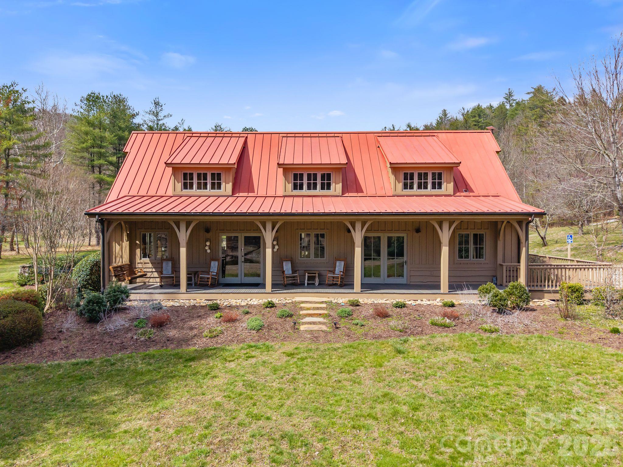 Community Clubhouse - 275 Stone Valley Way, Hendersonville