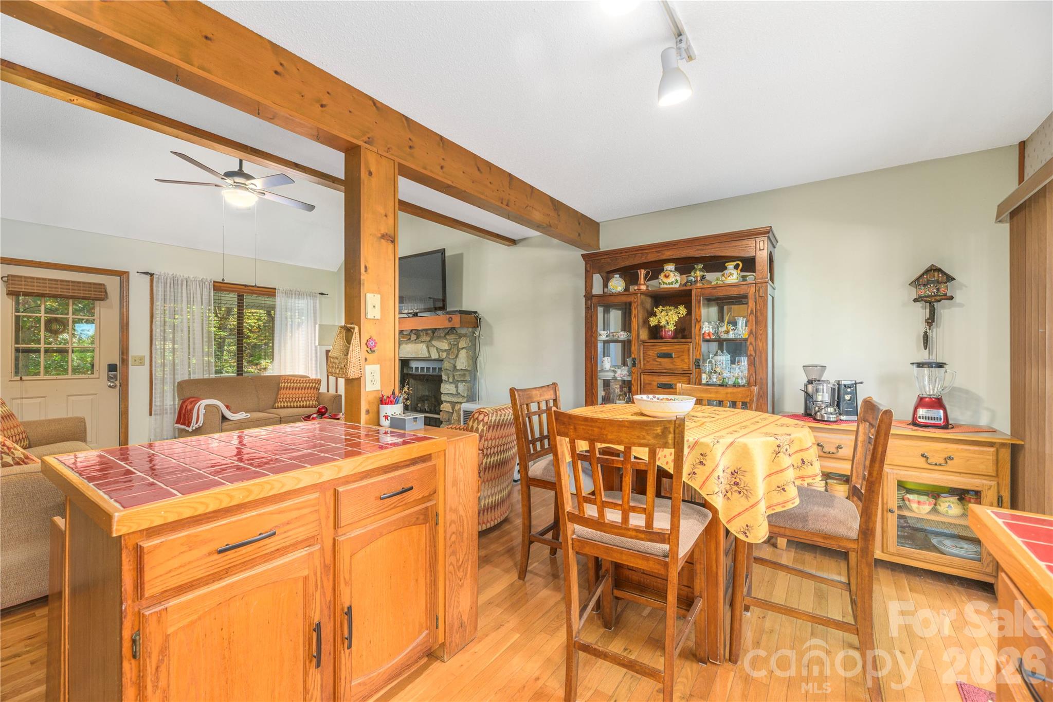 Single Family Residence at 11 Grant Place, Clyde, photo 3 of 47