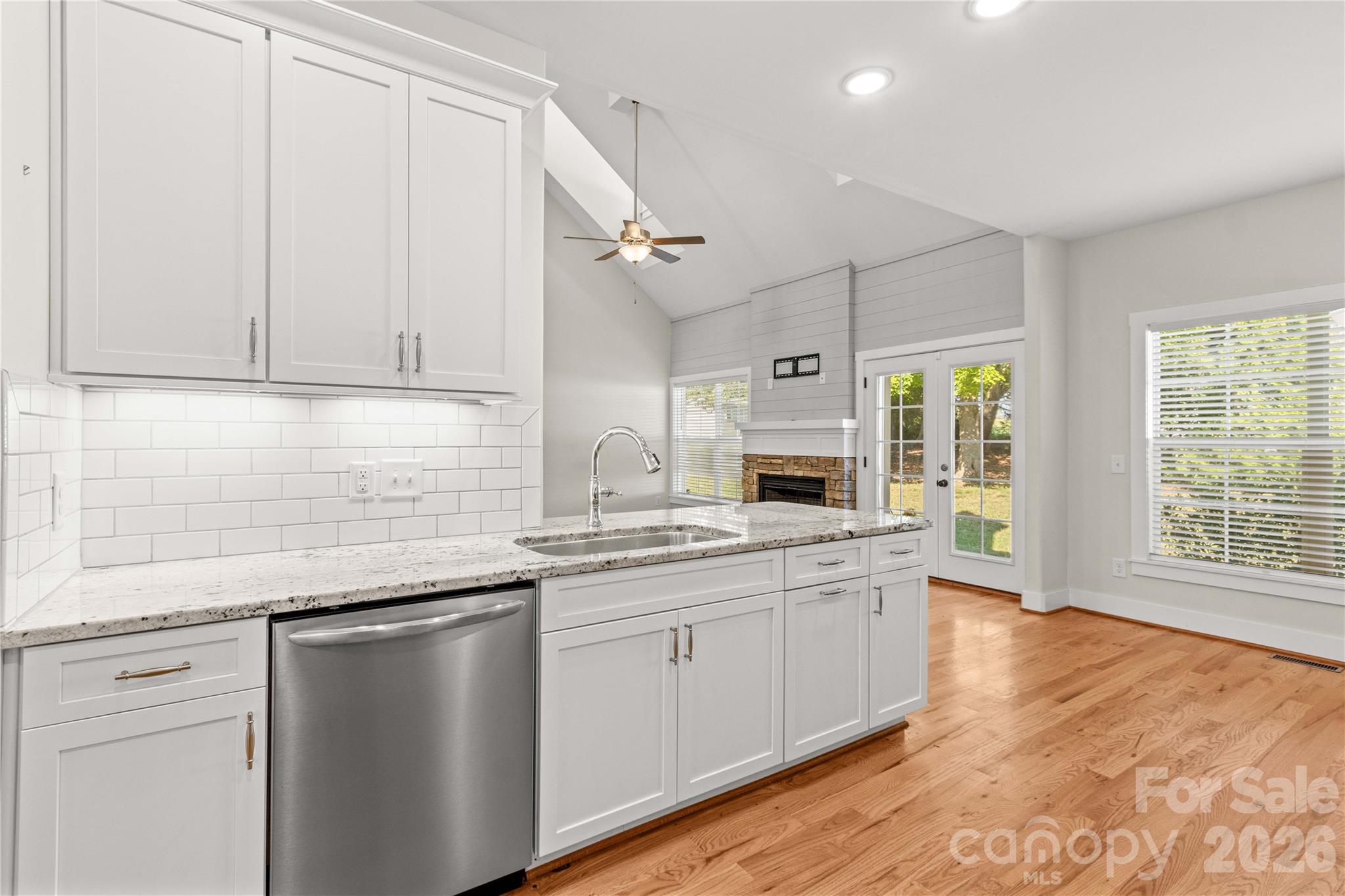 Great room and kitchen have an open feel - 178 Nellwood Court, Mocksville