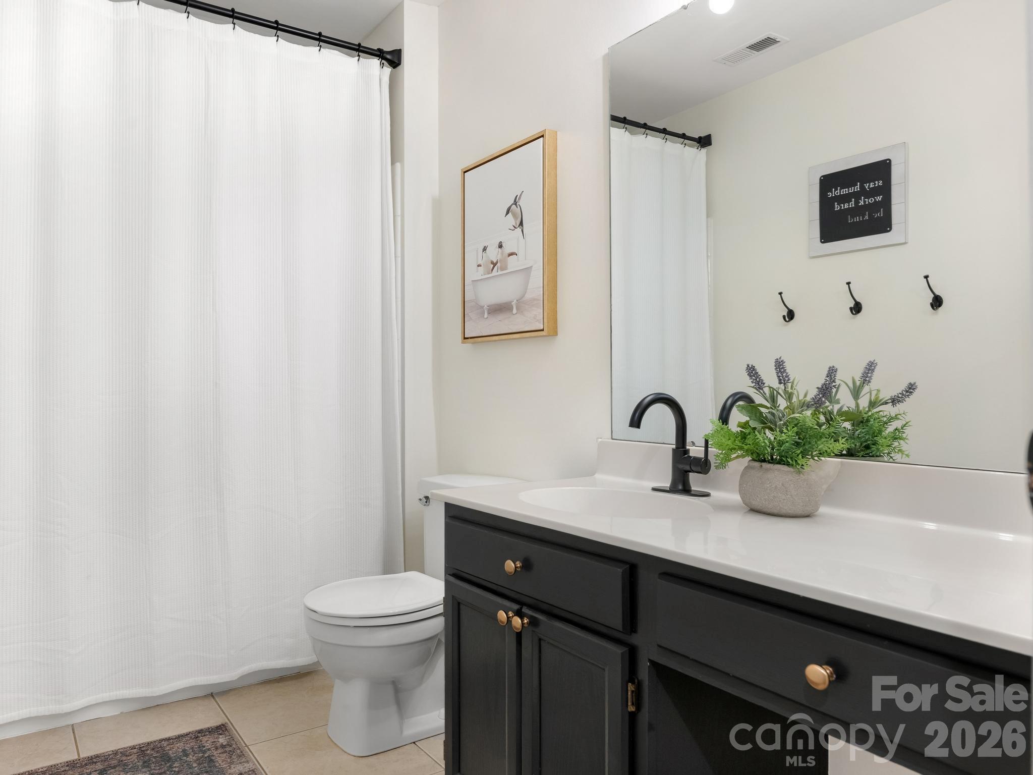 Guest Full Bathroom - 6705 Elmstone Drive, Charlotte