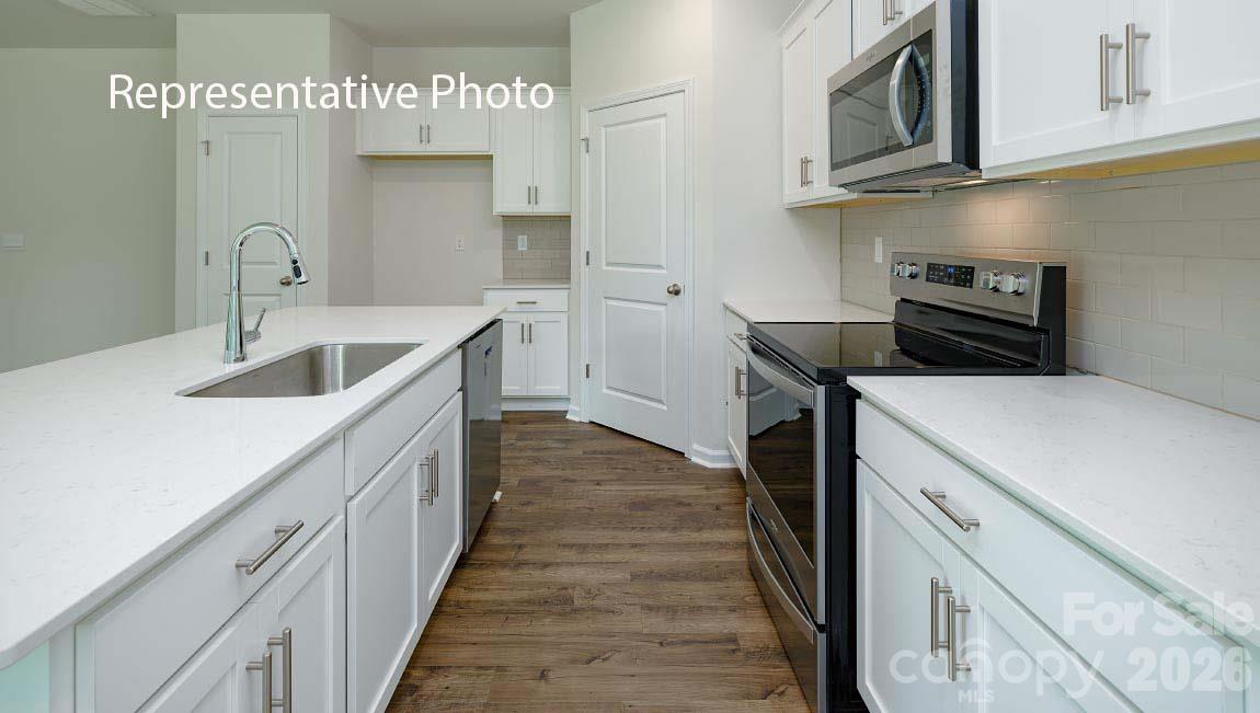 Single Family Residence at 2840 Frances View Lane, Lincolnton, photo 7 of 21