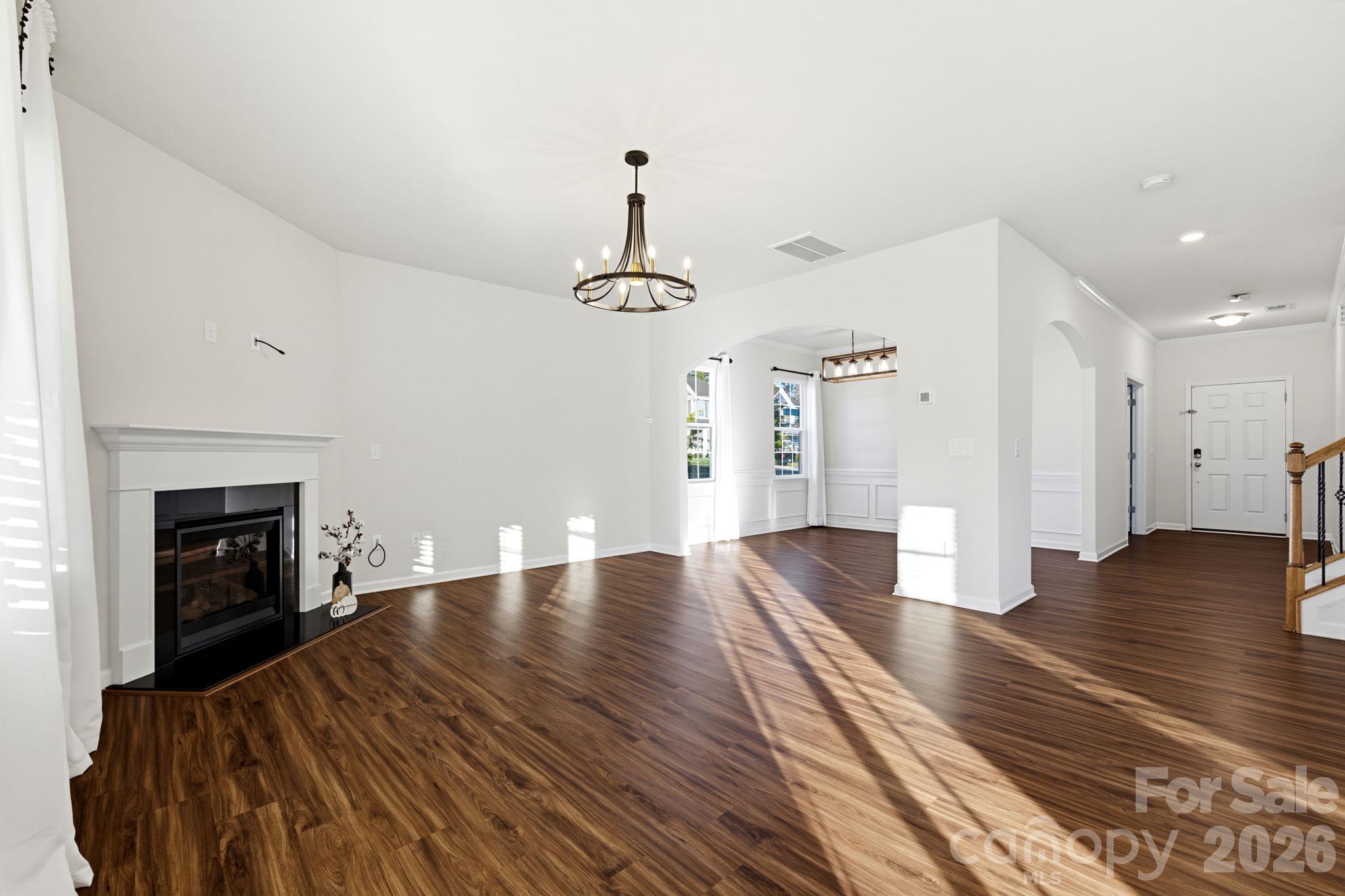Single Family Residence at 13529 Napoleon Drive, Charlotte, photo 10 of 49