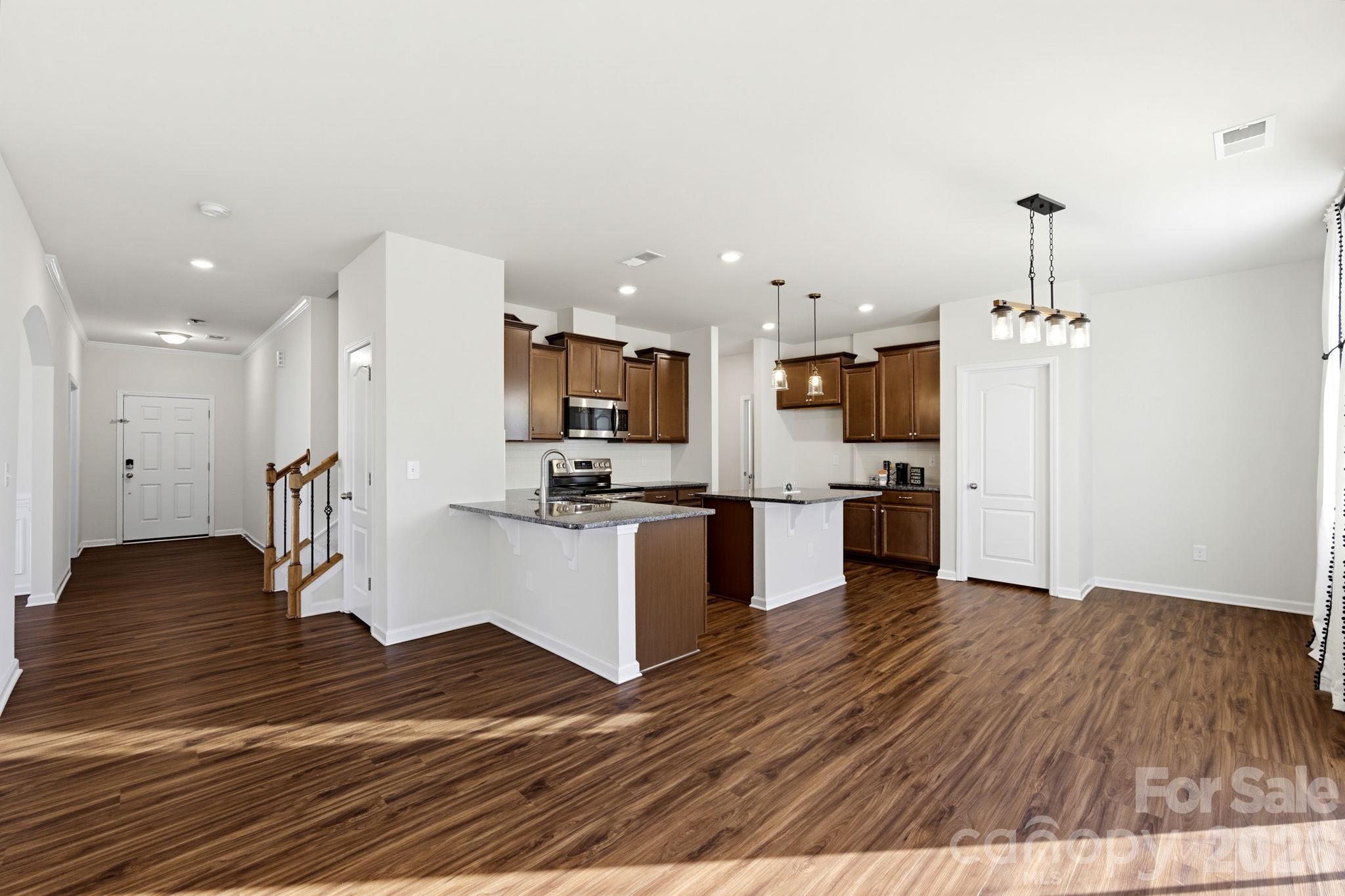 Single Family Residence at 13529 Napoleon Drive, Charlotte, photo 12 of 49