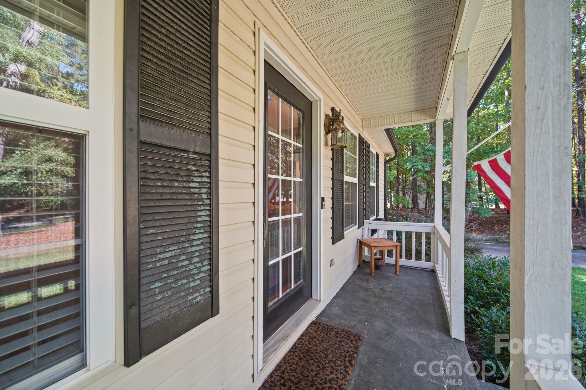 Single Family Residence at 124 Waderich Lane, Mooresville, photo 4 of 33