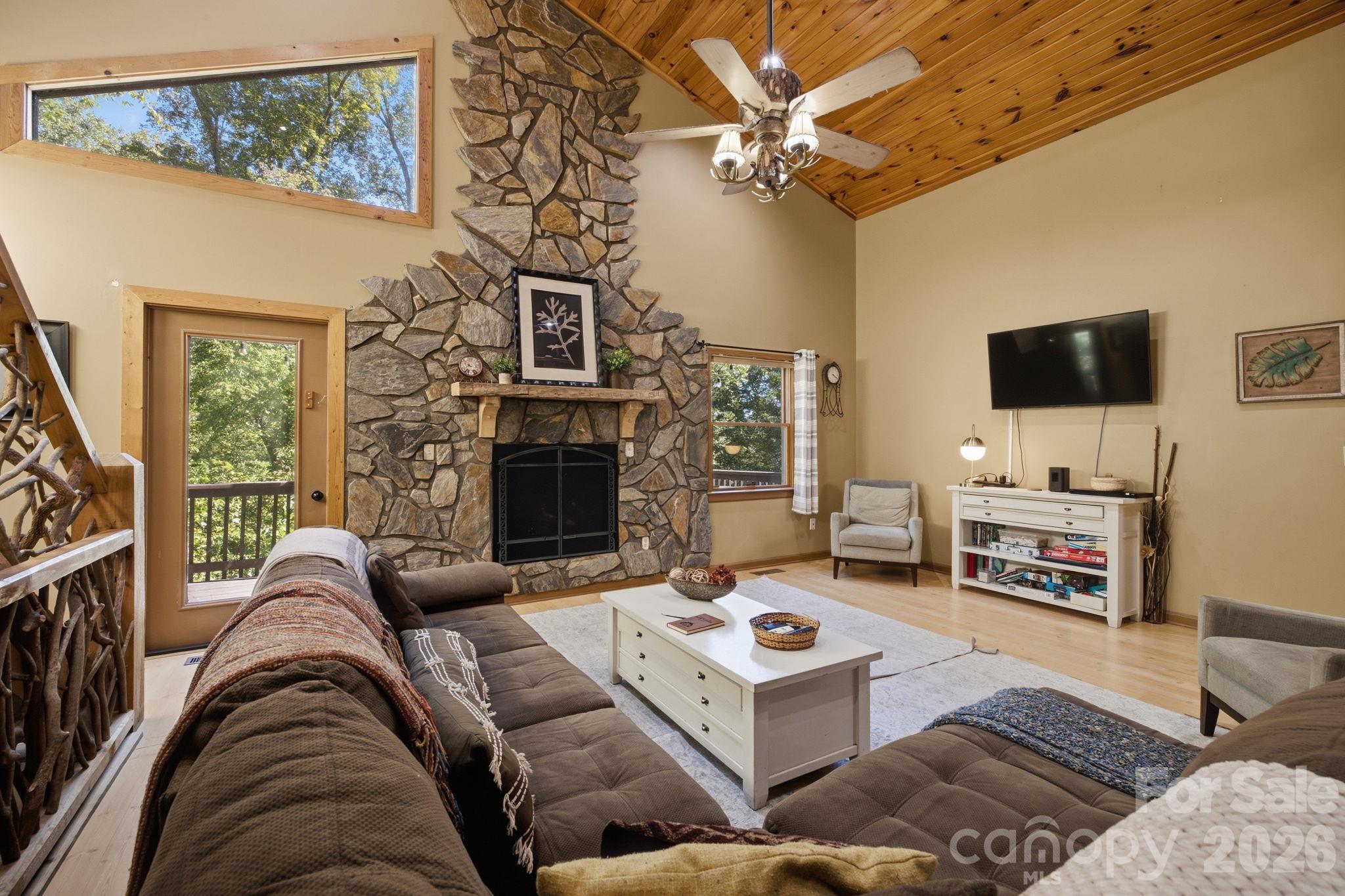 Single Family Residence at 621 Trout Cove Road, Waynesville, photo 7 of 48