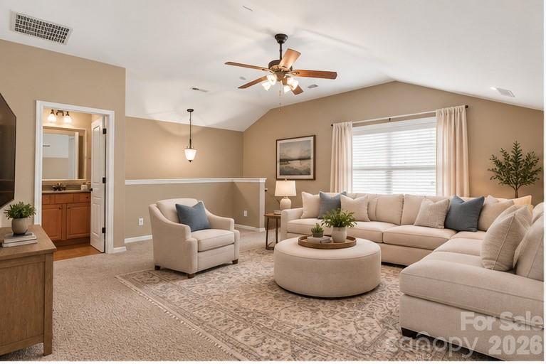Single Family Residence at 3076 Streamhaven Drive, Fort Mill, photo 41 of 48