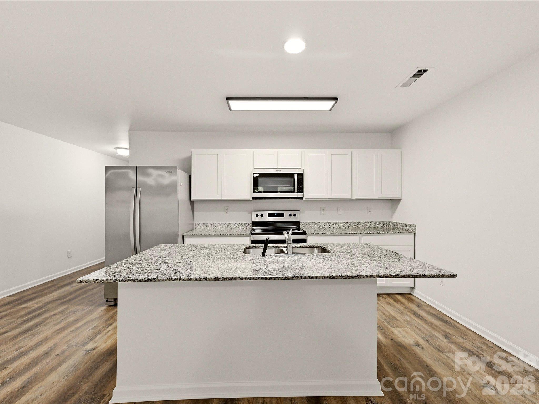 Townhouse at 1470 Cypress Loop, Newton, photo 8 of 26