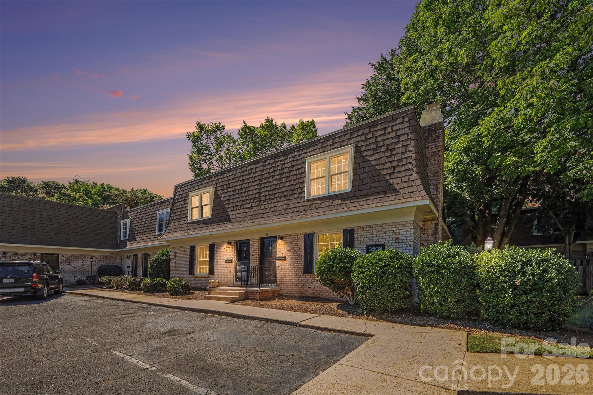 Condominium at 3508 Colony Road, Charlotte, photo 2 of 27