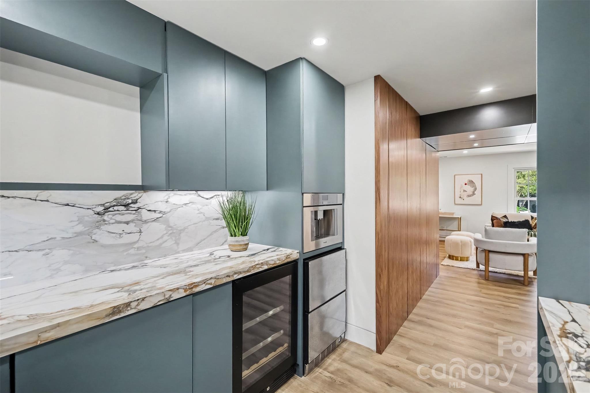 Condominium at 3508 Colony Road, Charlotte, photo 10 of 27