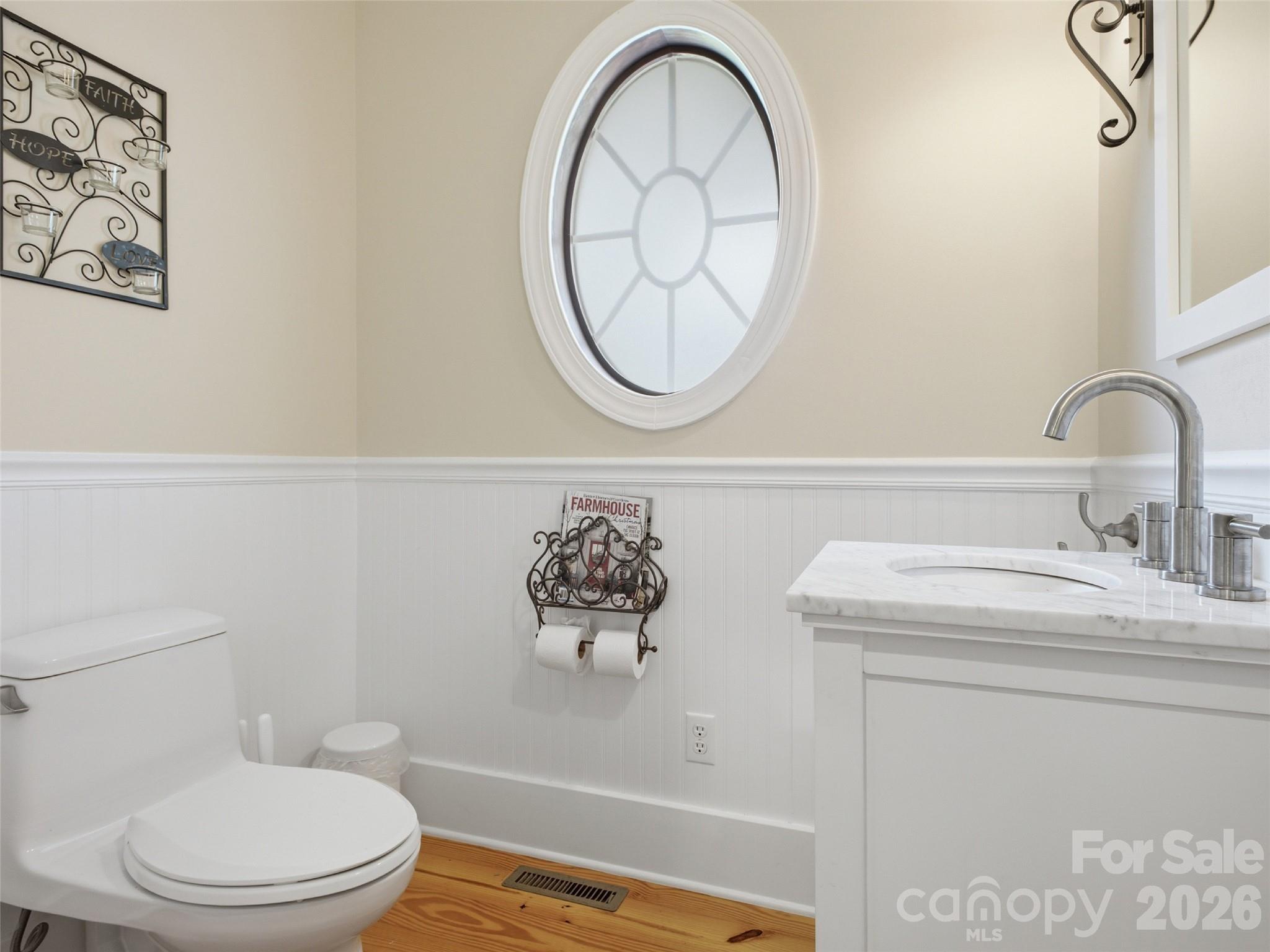 Single Family Residence at 227 Black Bear Cove, Clyde, photo 21 of 47