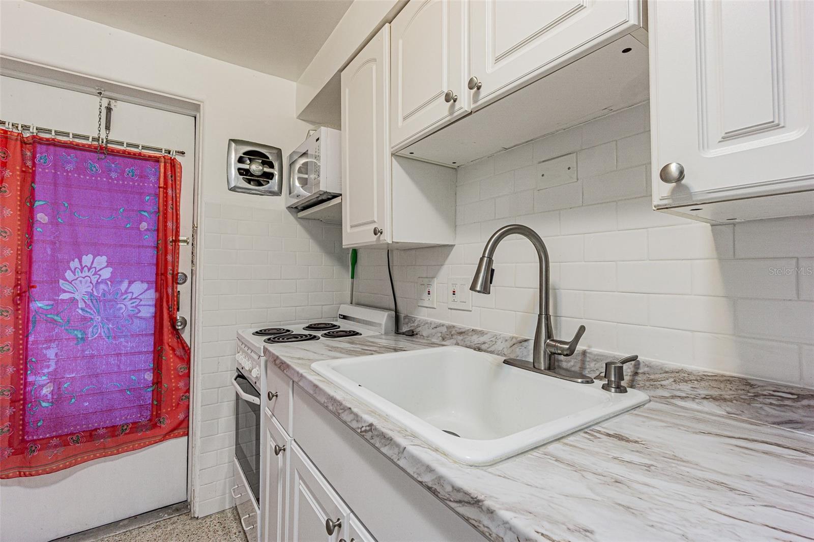 Condominium at 1834 SHORE DR S #4, SOUTH PASADENA, photo 16 of 35