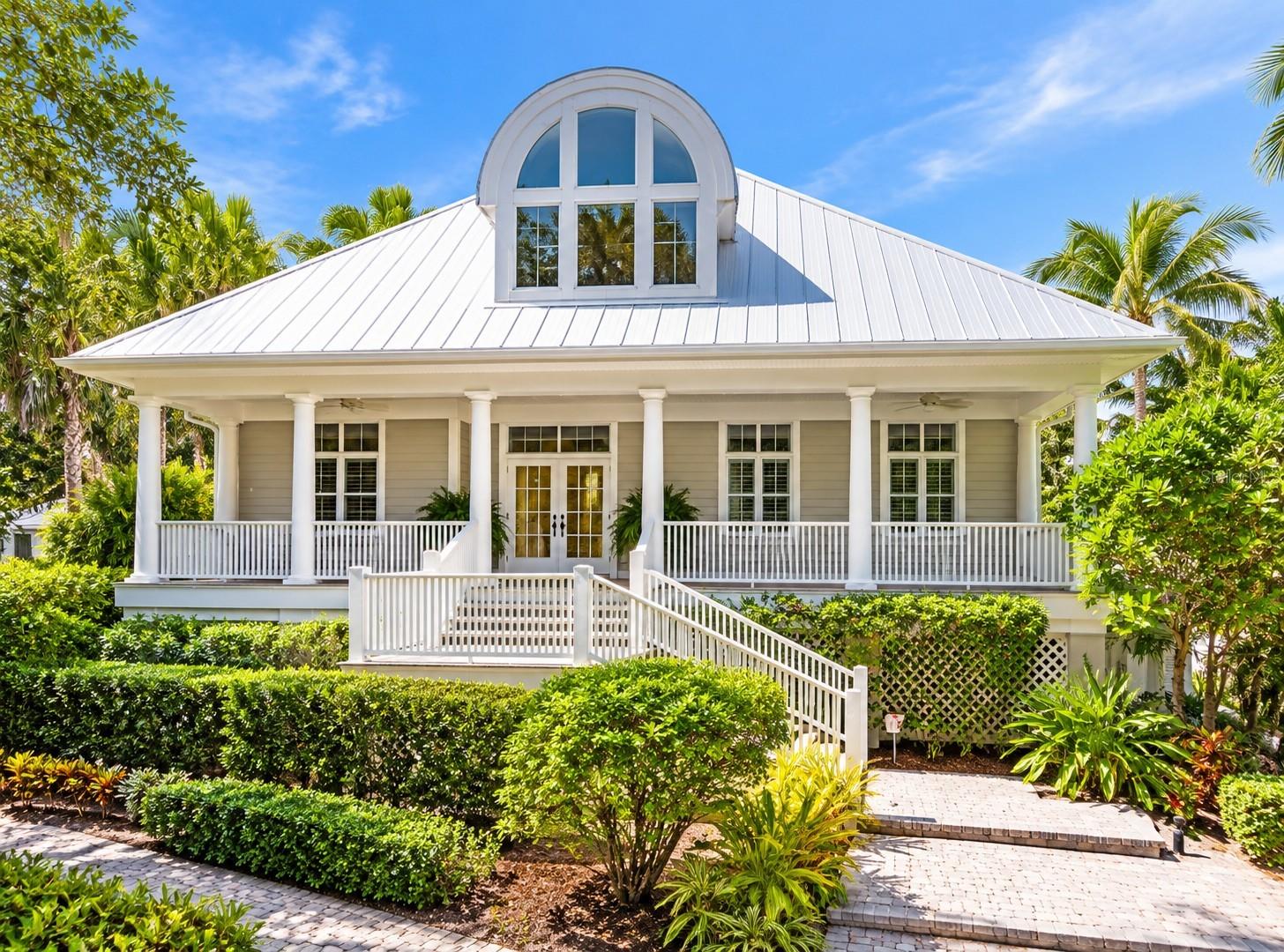 8846 FISHERMENS BAY DR