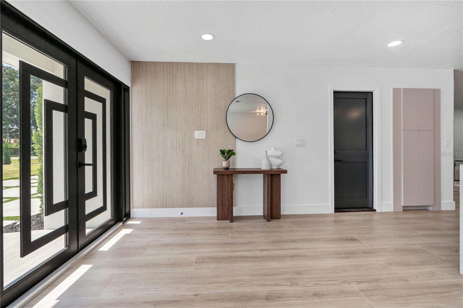 Single Family Residence at 5031 SAINT DENIS CT, BELLE ISLE, photo 17 of 93