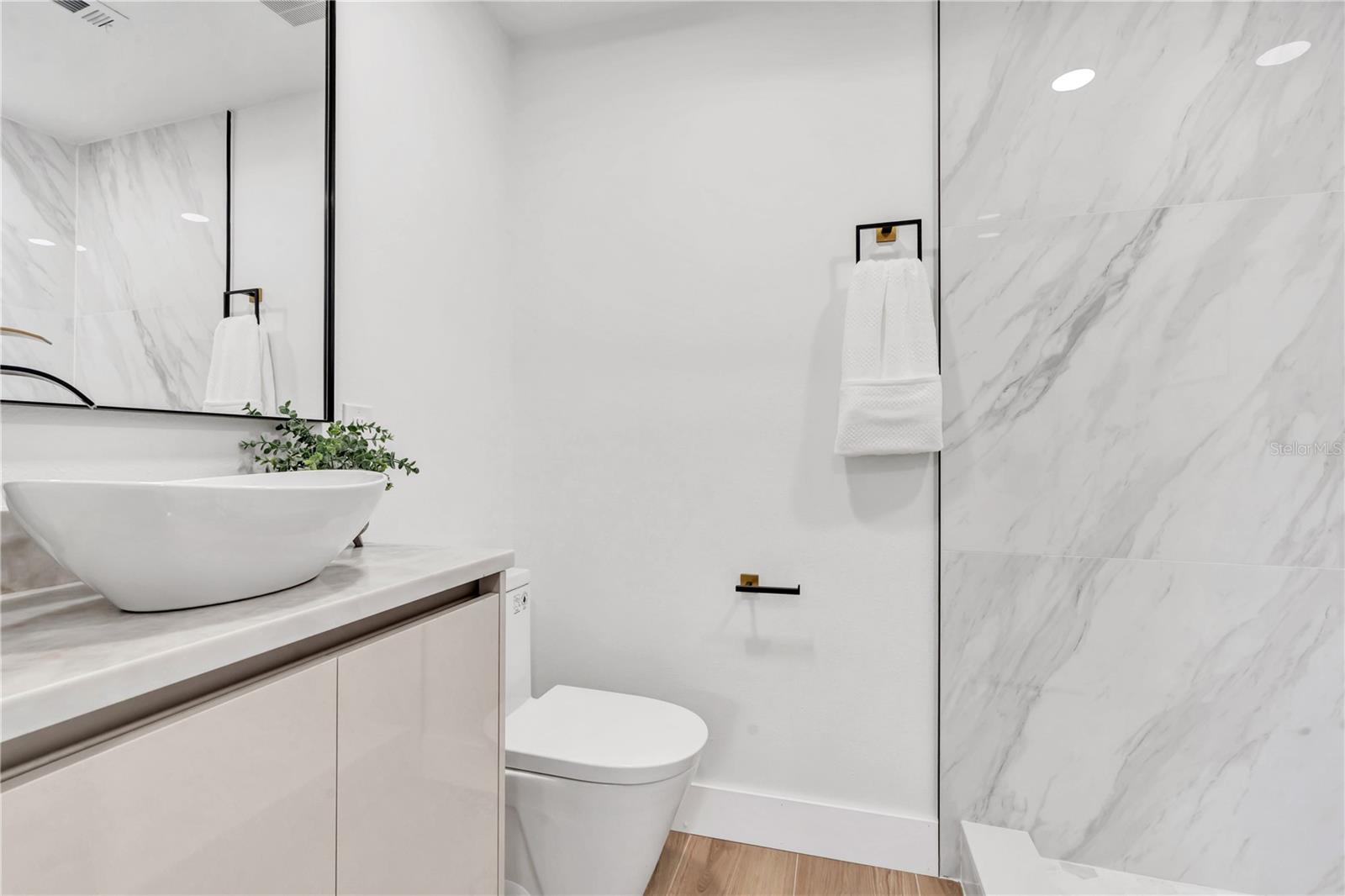 Single Family Residence at 5031 SAINT DENIS CT, BELLE ISLE, photo 59 of 93