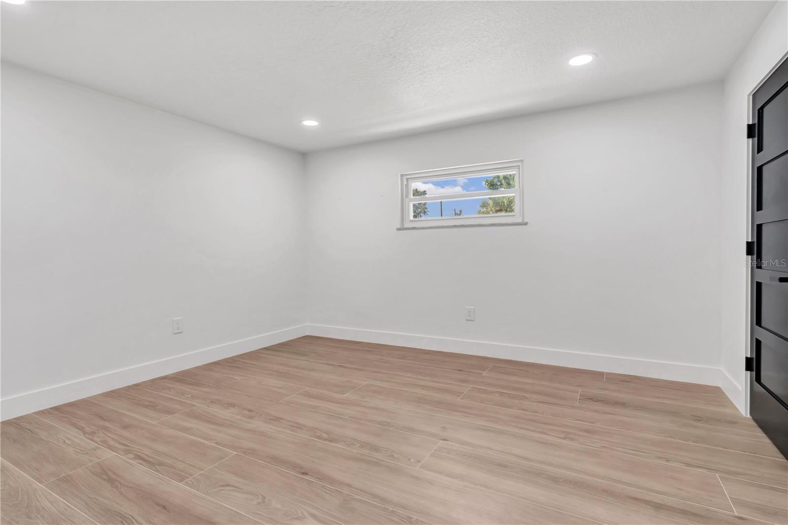 Single Family Residence at 5031 SAINT DENIS CT, BELLE ISLE, photo 66 of 93