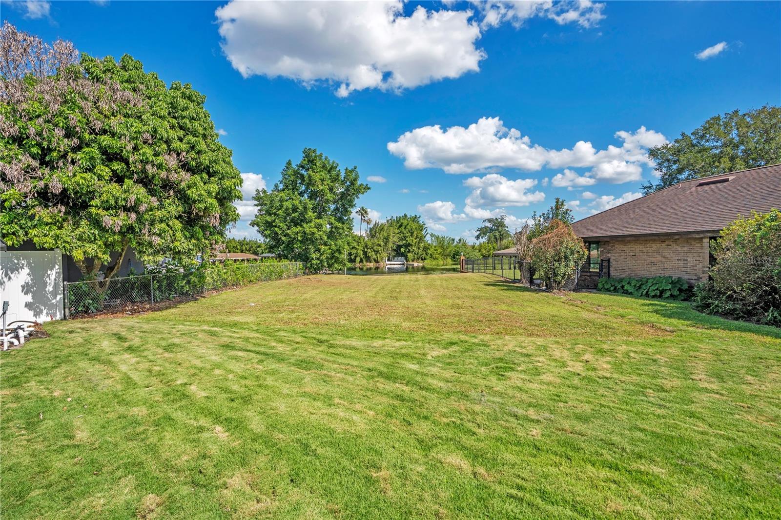 Single Family Residence at 5031 SAINT DENIS CT, BELLE ISLE, photo 74 of 93