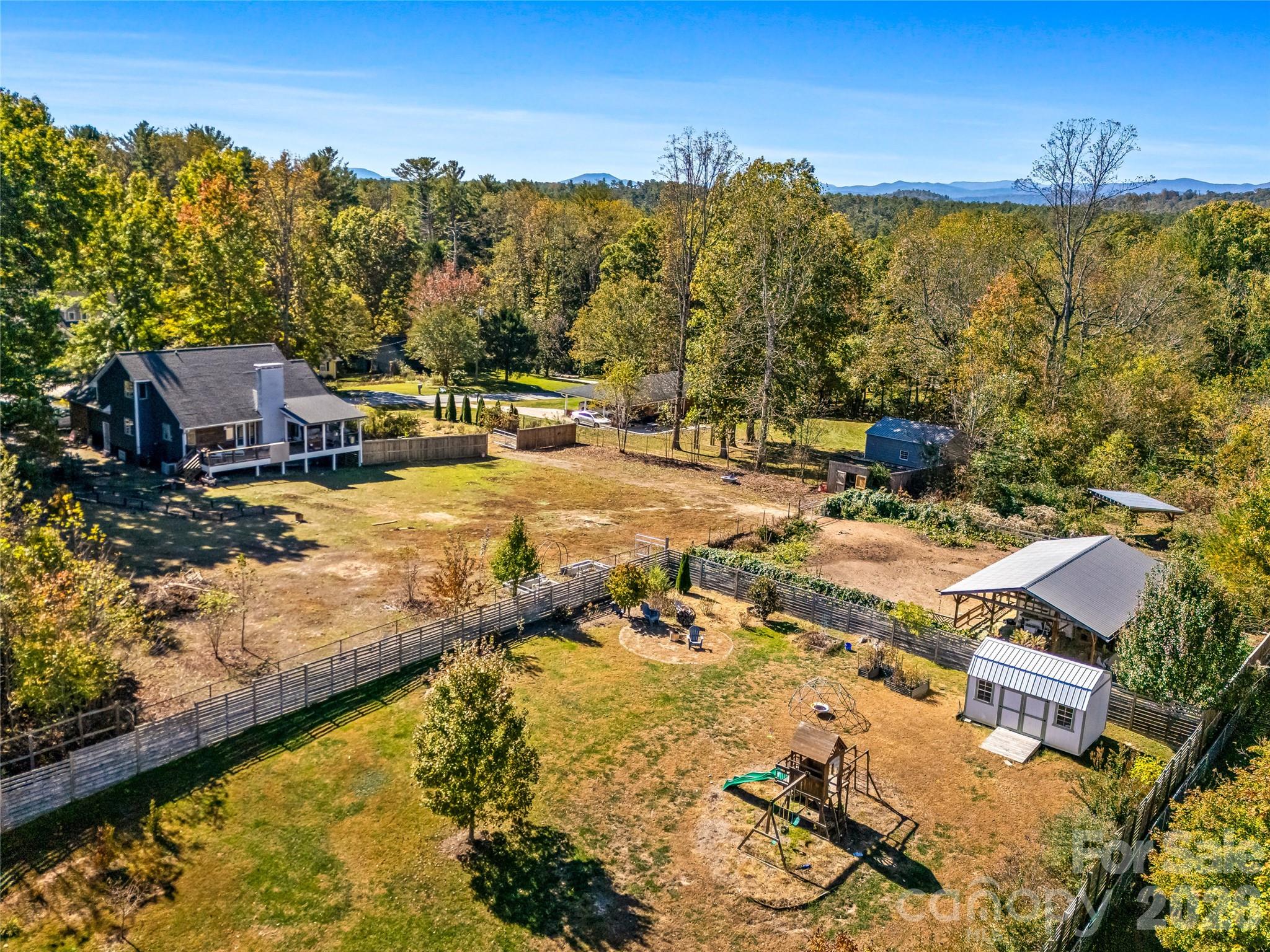 Single Family Residence at 39 White Pine Drive, Fletcher, photo 36 of 45
