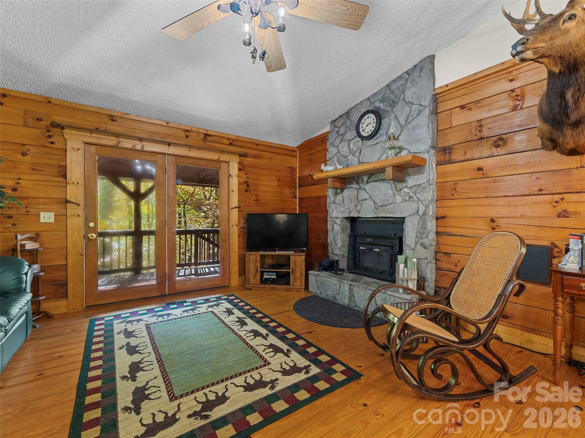 Single Family Residence at 716 Wolf Laurel Drive, Maggie Valley, photo 6 of 36