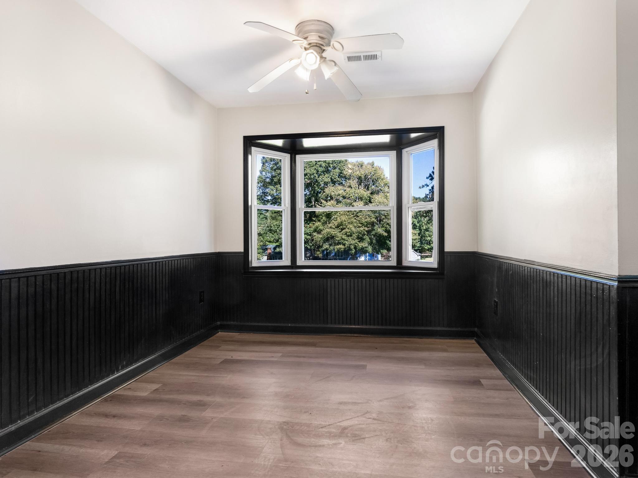 Breakfast area - 1100 Dark Wood Court, Matthews