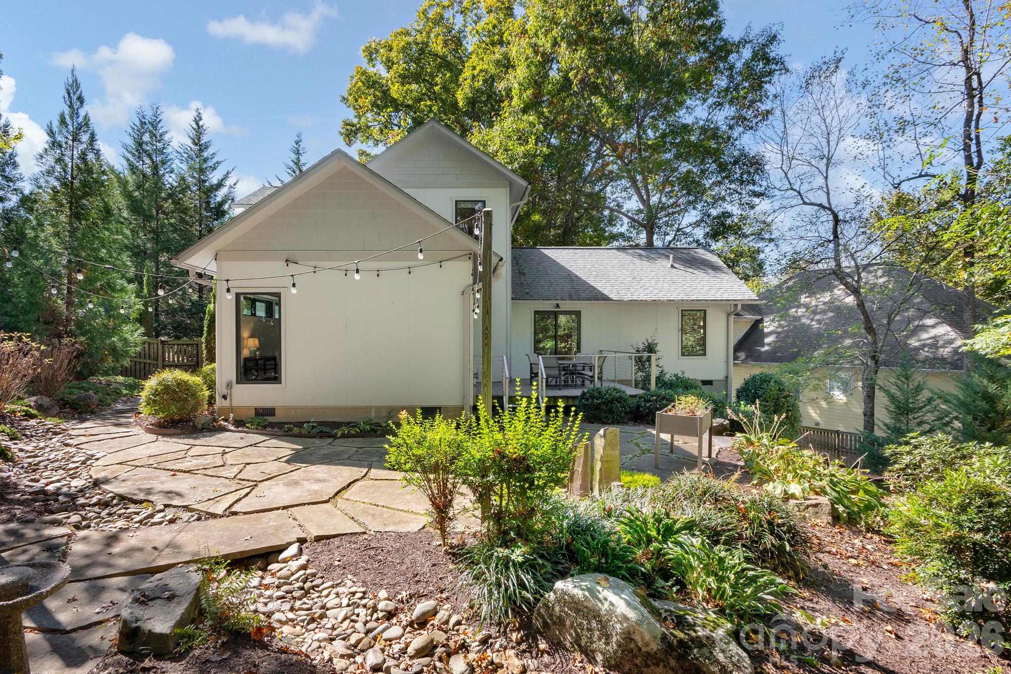 111 Bilberry Lane