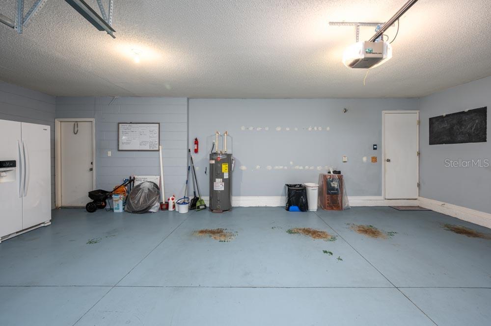 3 Car Garage - 3643 WELLINGTON PL, BARTOW