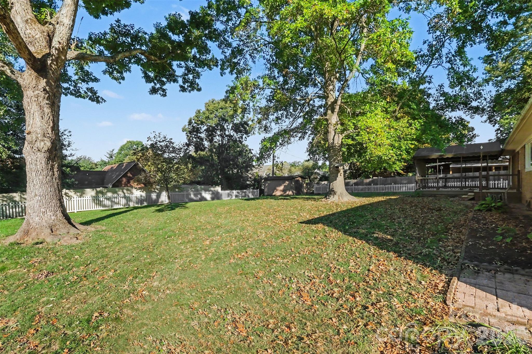 Single Family Residence at 225 Edgewood Drive, Statesville, photo 27 of 31