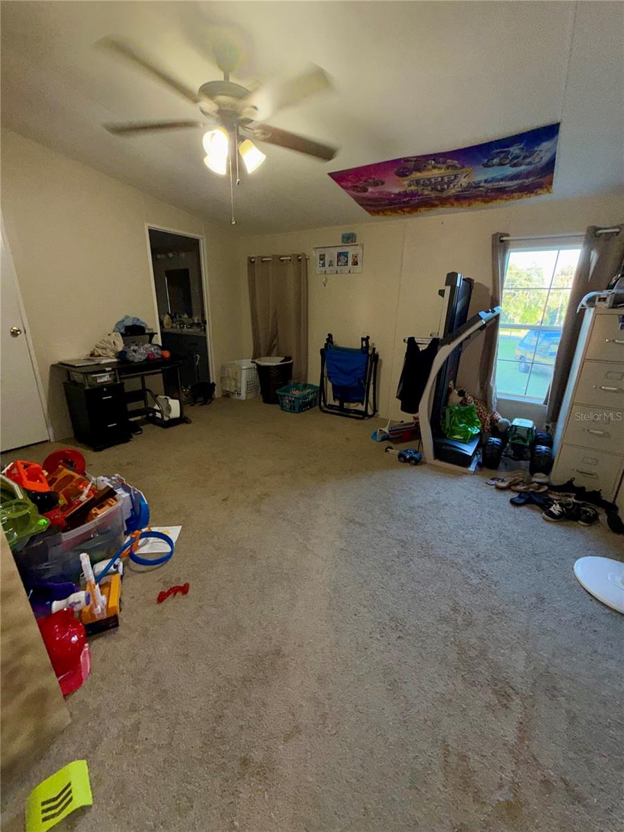 Manufactured Home at 25207 JEFFERSON ST, ASTATULA, photo 17 of 28