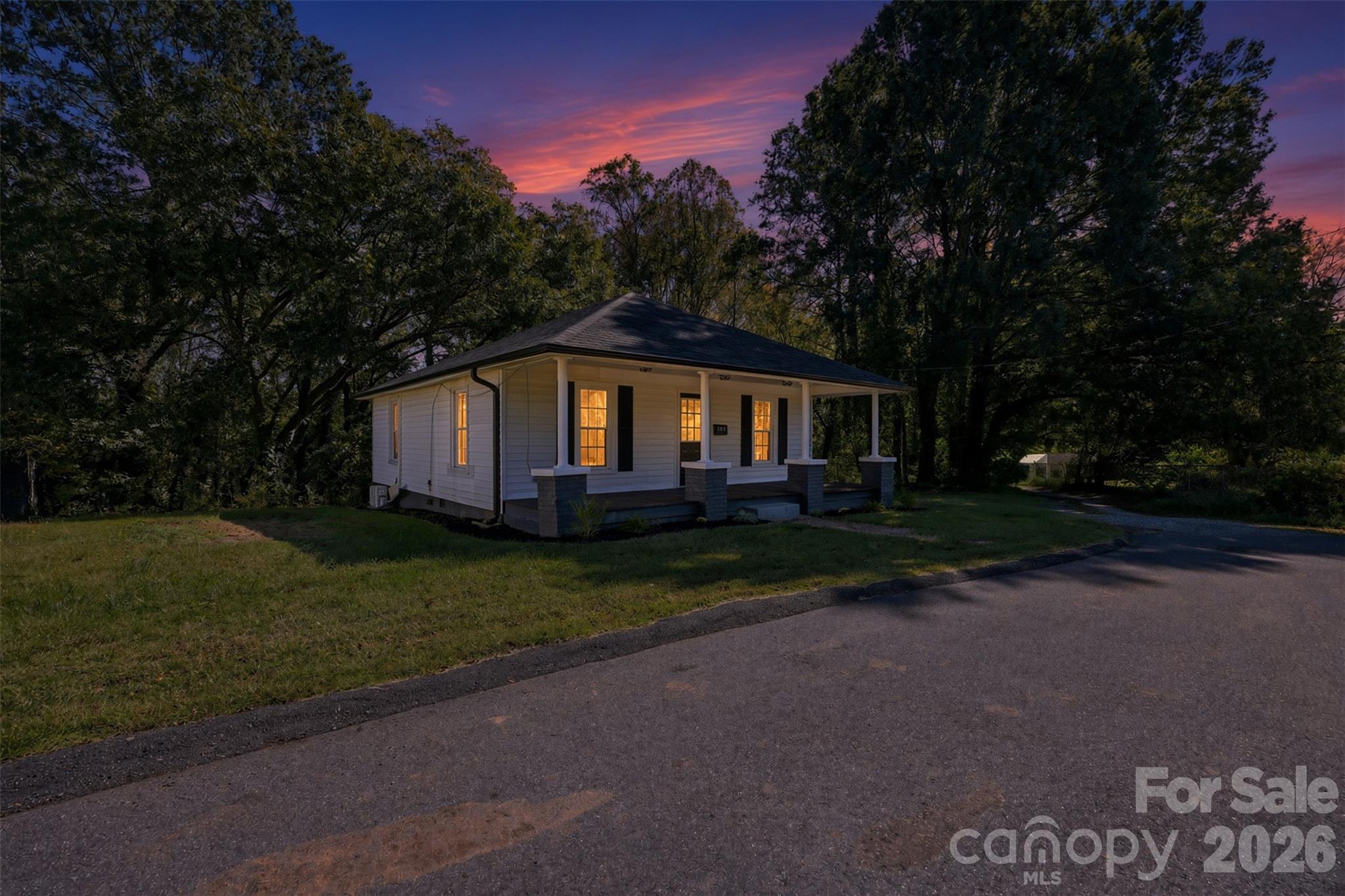 Single Family Residence at 333 Derby Avenue, Newton, photo 3 of 45