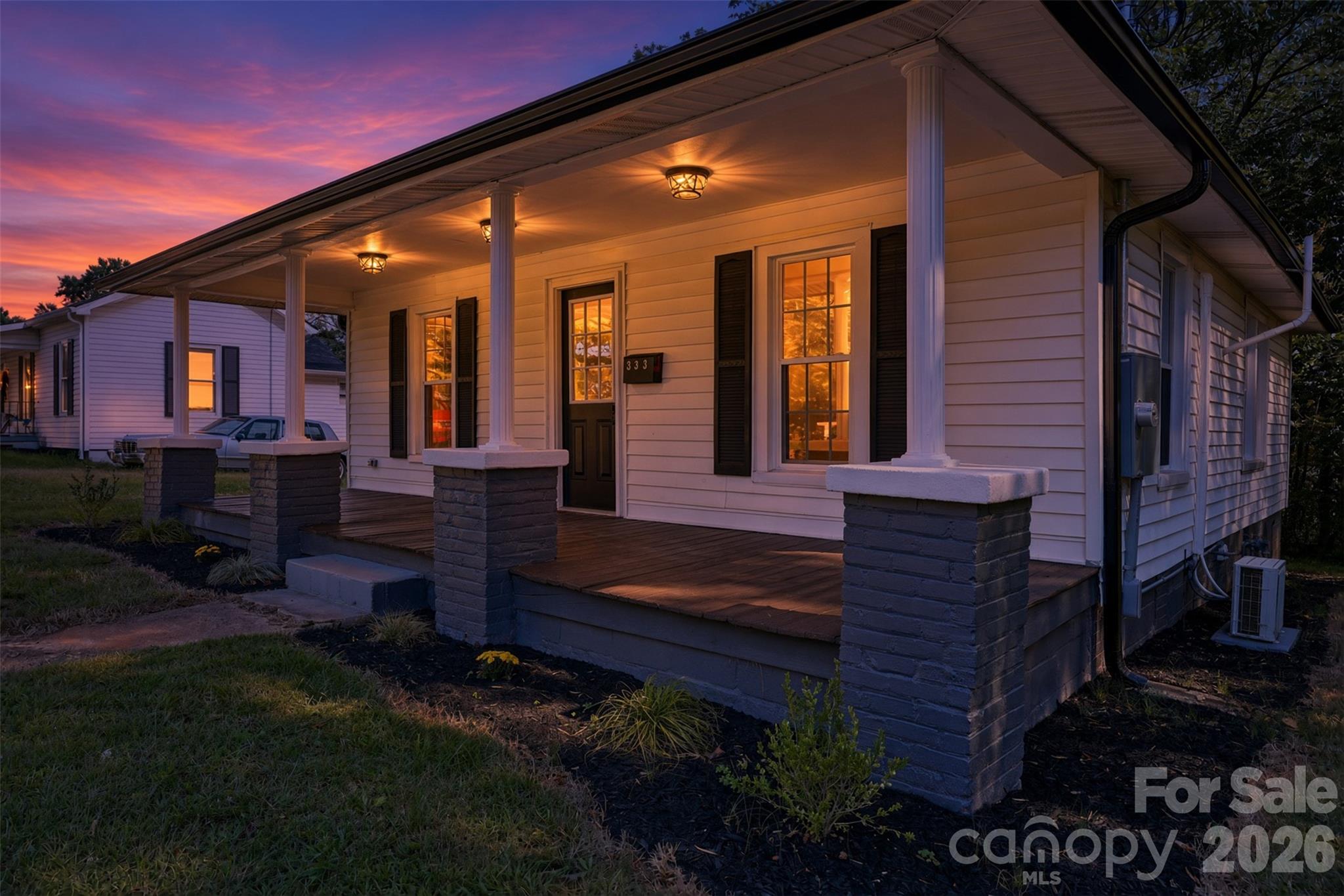 Single Family Residence at 333 Derby Avenue, Newton, photo 4 of 45