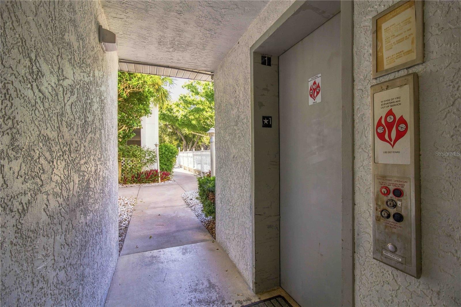 Condominium at 6304 POINTE WEST BLVD #309, BRADENTON, photo 2 of 48