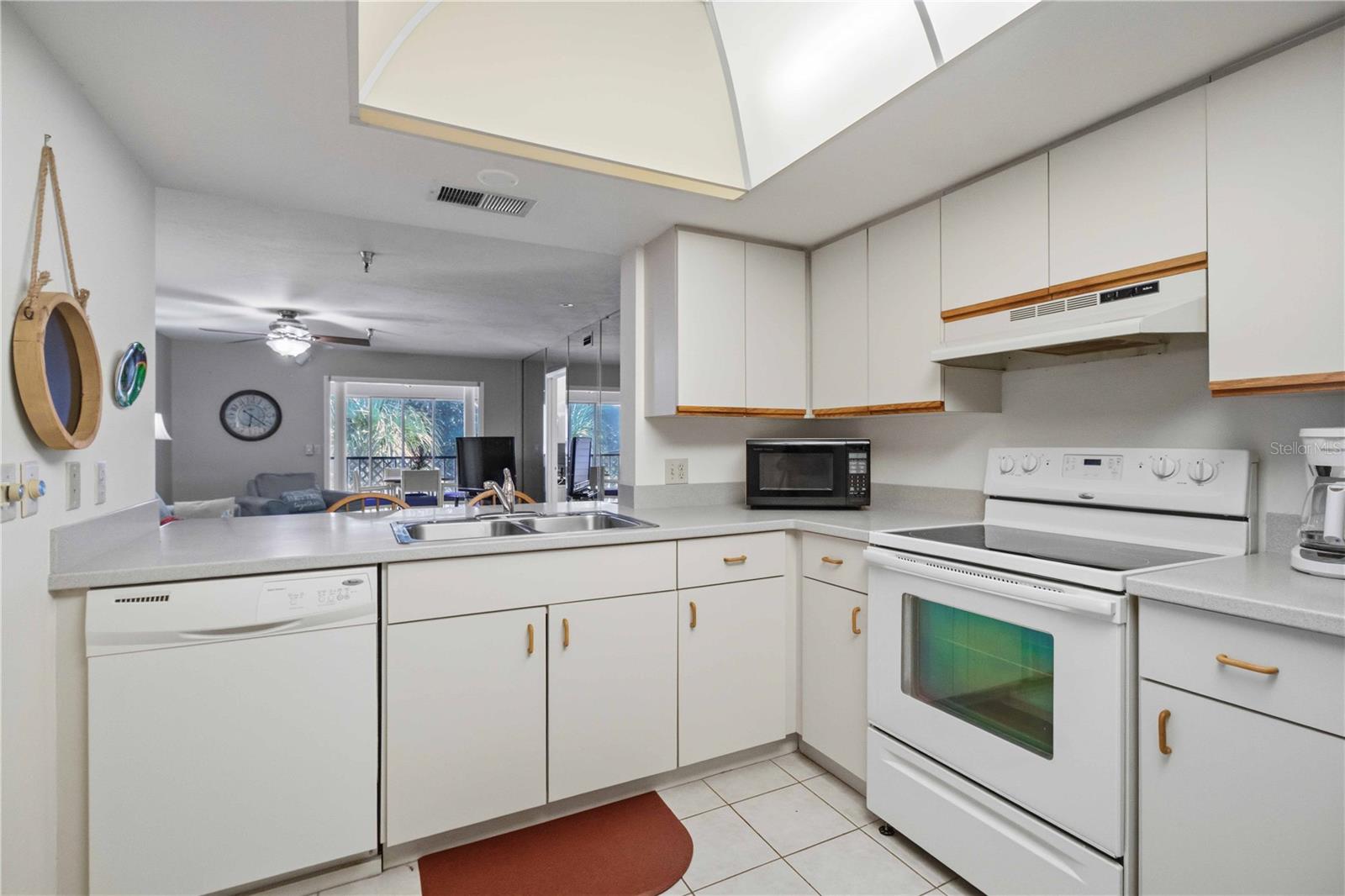 Condominium at 6304 POINTE WEST BLVD #309, BRADENTON, photo 22 of 48