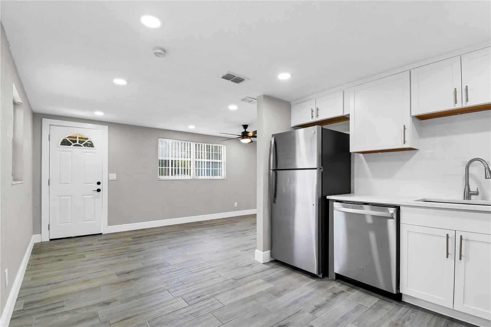 Single Family Residence at 7614 ALVINA ST, TAMPA, photo 4 of 23