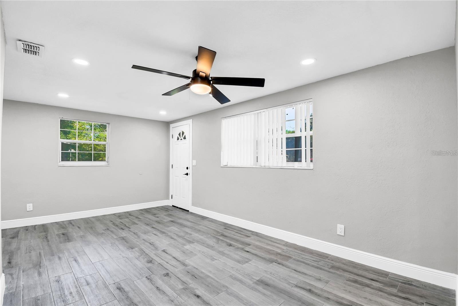 Single Family Residence at 7614 ALVINA ST, TAMPA, photo 8 of 23