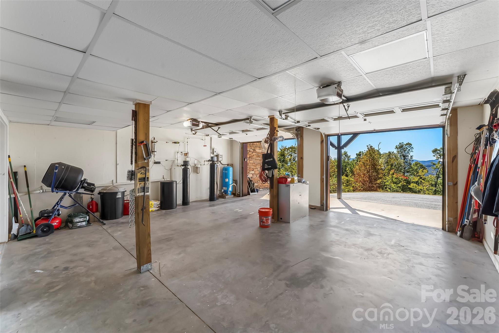 Garage - 1829 Grants Mountain Road, Marion