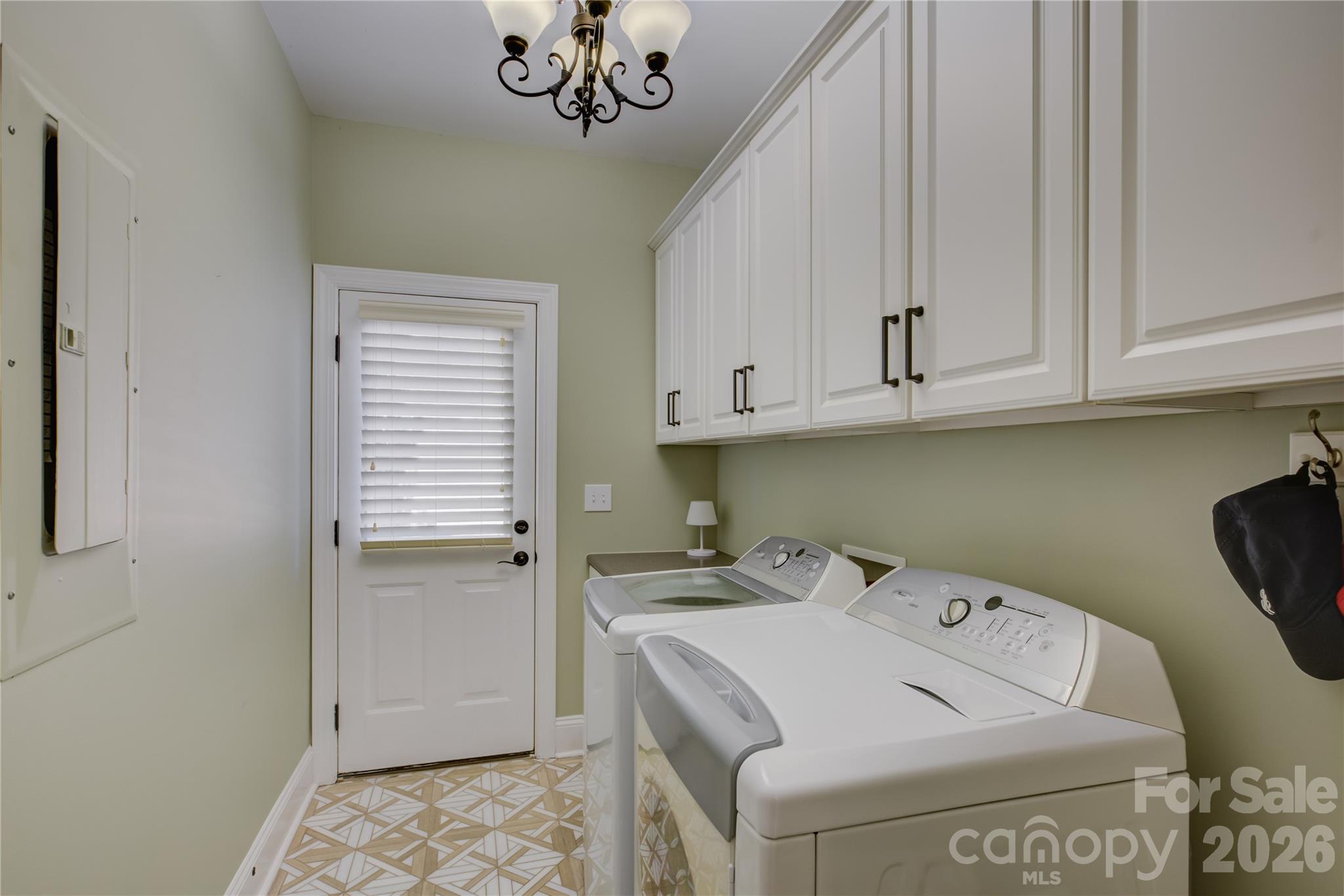 Single Family Residence at 17733 Colleton River Lane, Charlotte, photo 20 of 48