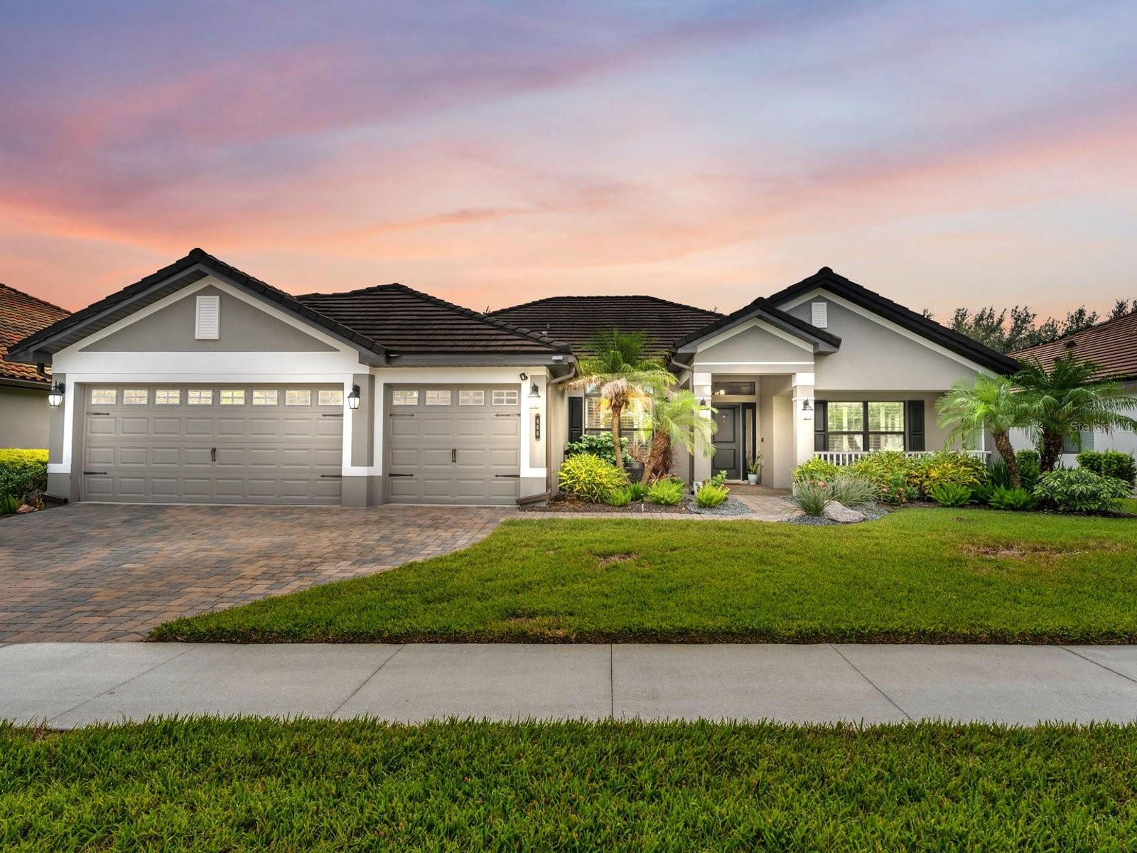 466 LAKE VISTA DR