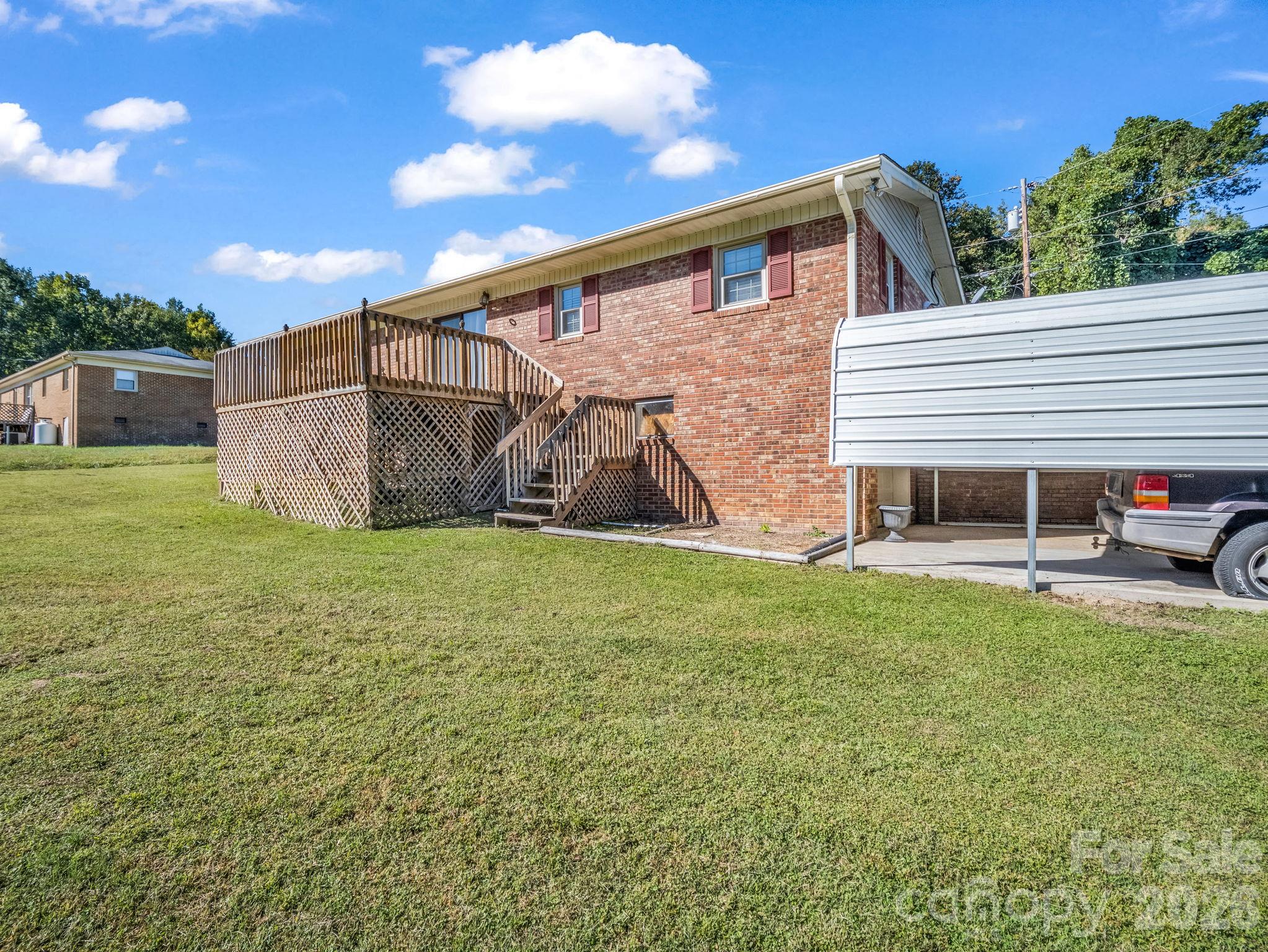 Single Family Residence at 292 Bridges Drive, Forest City, photo 7 of 41