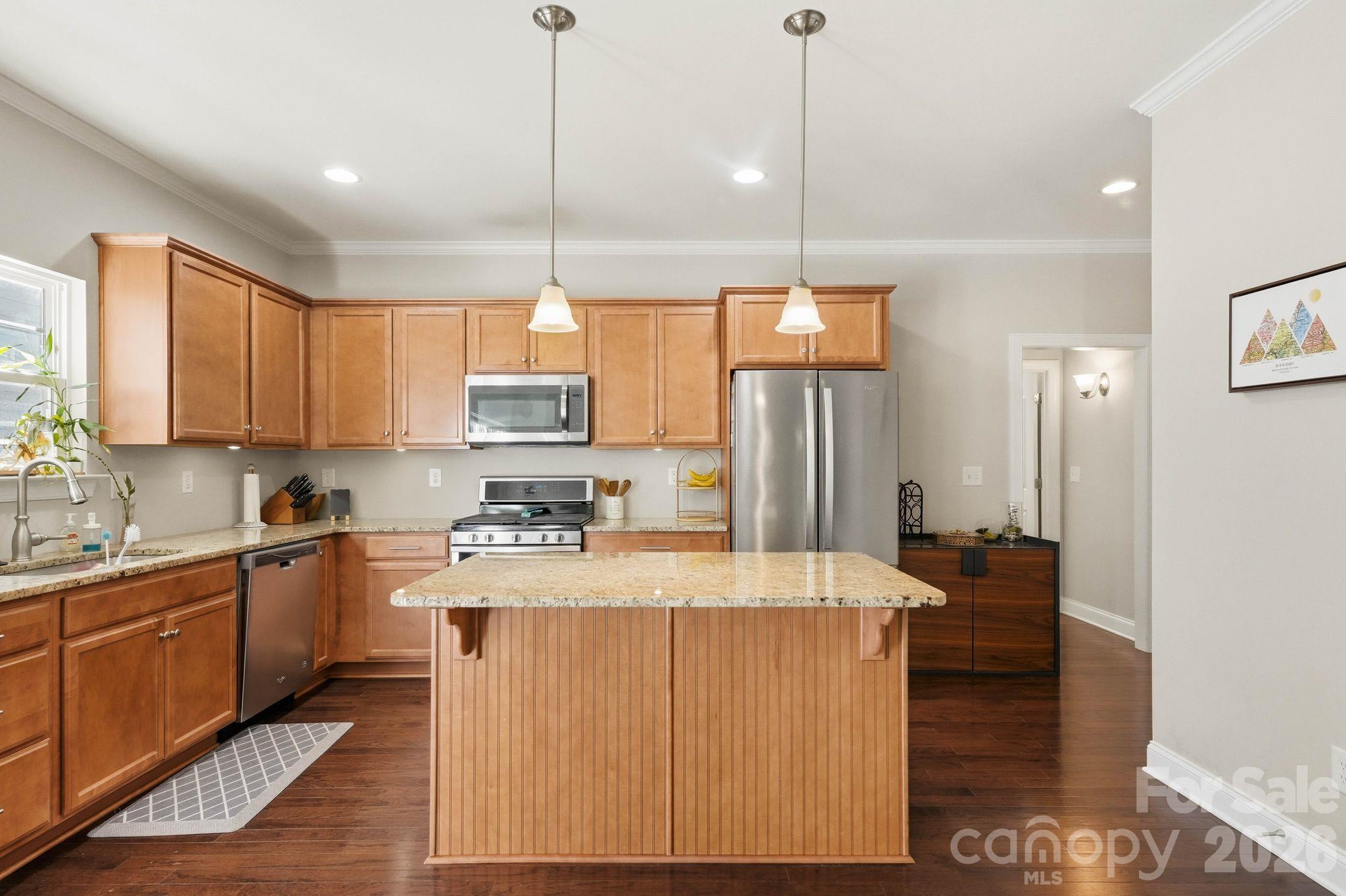 Single Family Residence at 7544 Fairway Villa Circle, Denver, photo 9 of 26