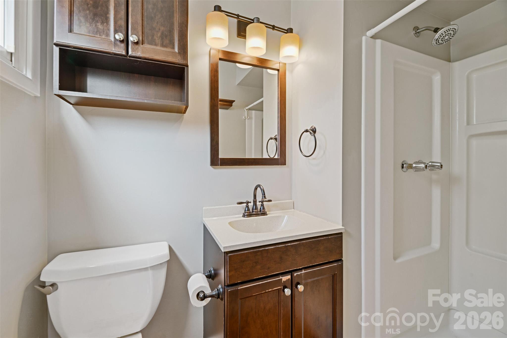 Single Family Residence at 1 Valle Vista Drive, Asheville, photo 6 of 26
