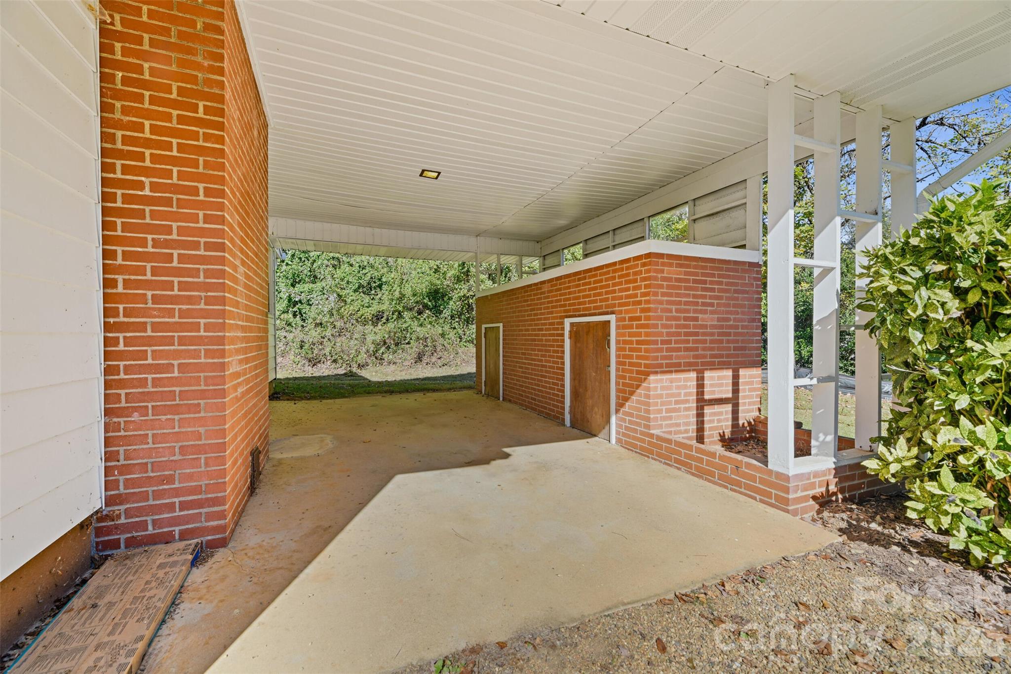 Single Family Residence at 1 Valle Vista Drive, Asheville, photo 23 of 26