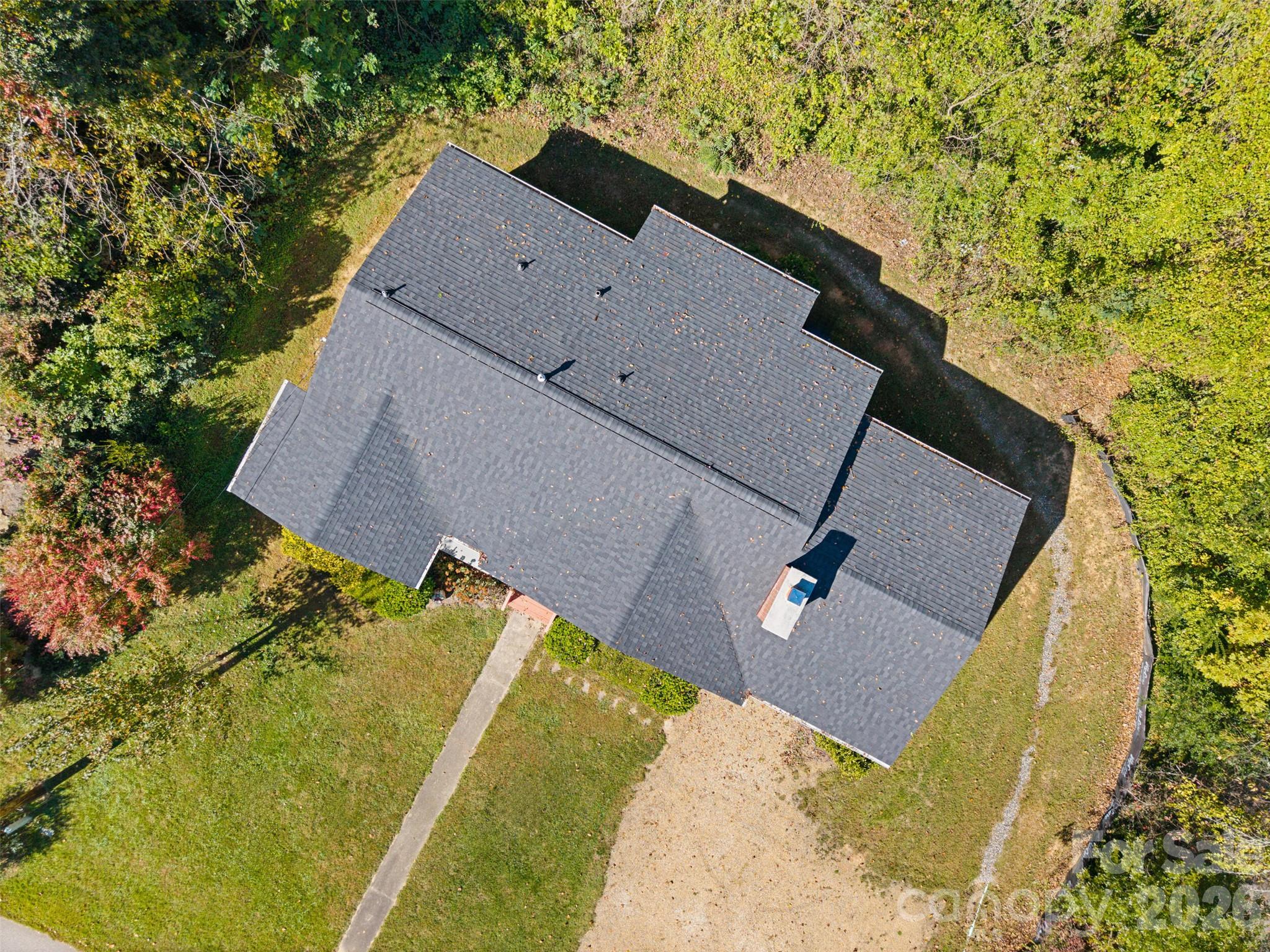 Single Family Residence at 1 Valle Vista Drive, Asheville, photo 24 of 26