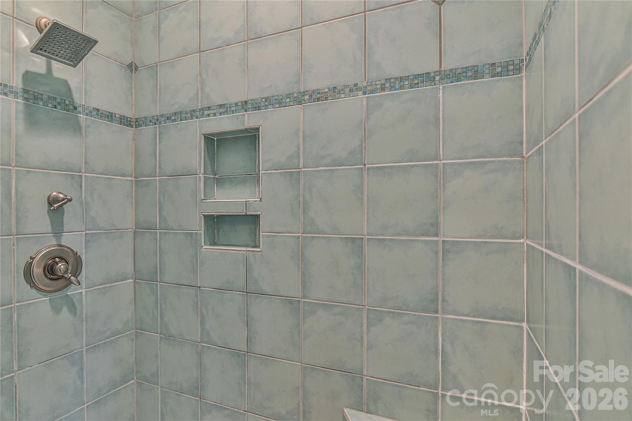 The rain shower. - 39 Oak Hollow Drive, Asheville