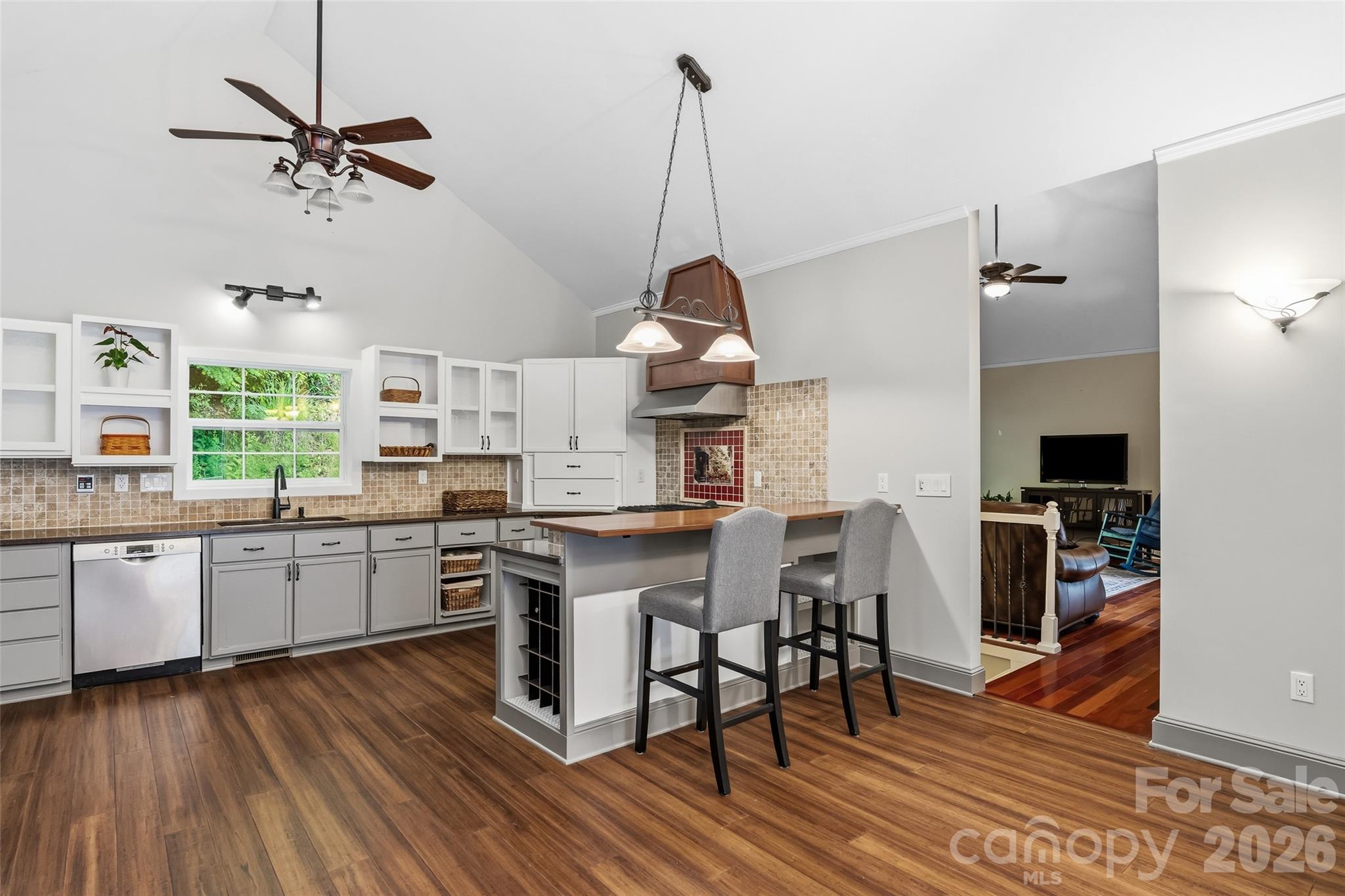 Single Family Residence at 60 Hawks Pointe Lane, Weaverville, photo 11 of 42