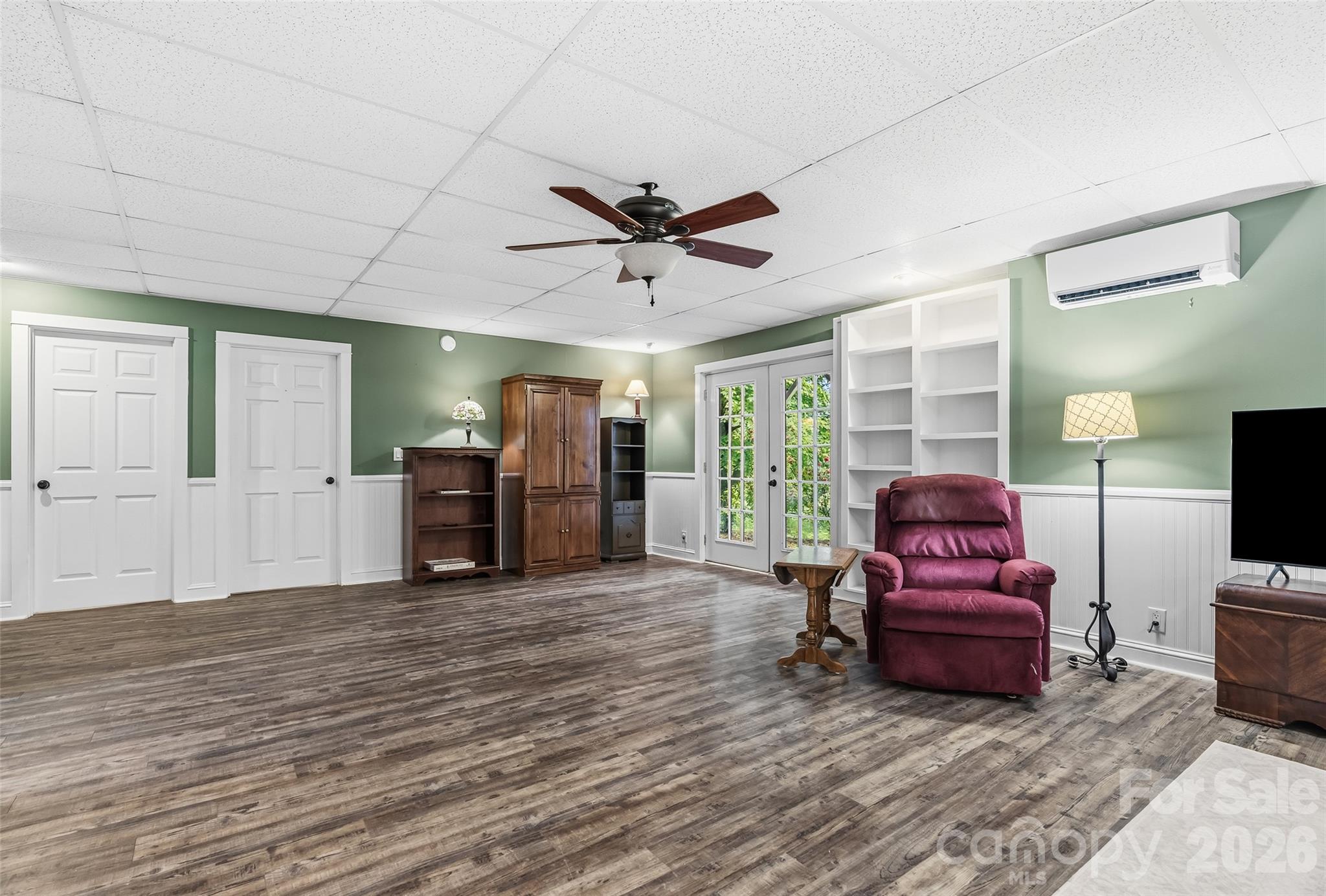 Single Family Residence at 60 Hawks Pointe Lane, Weaverville, photo 30 of 42