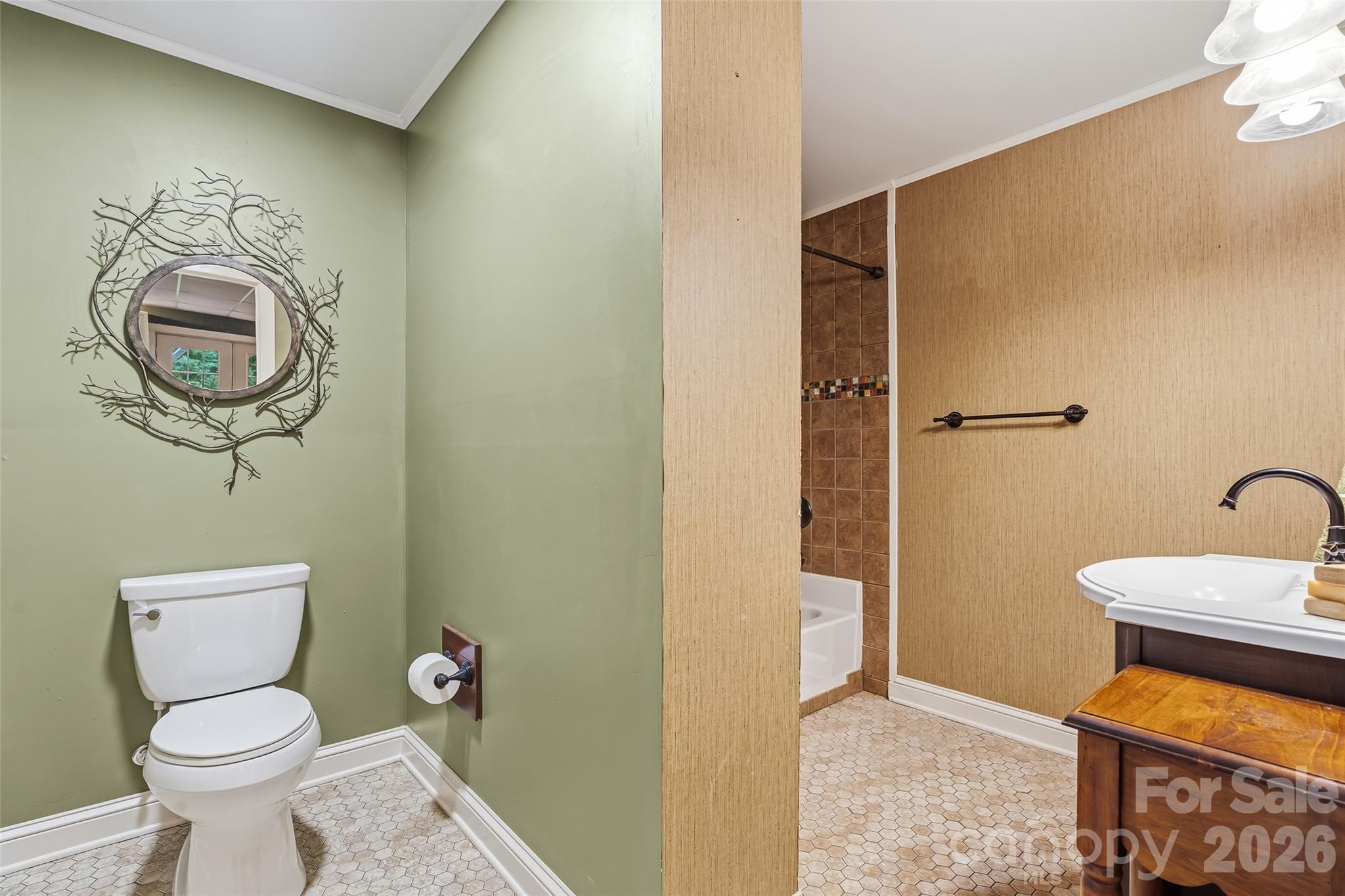 Single Family Residence at 60 Hawks Pointe Lane, Weaverville, photo 32 of 42