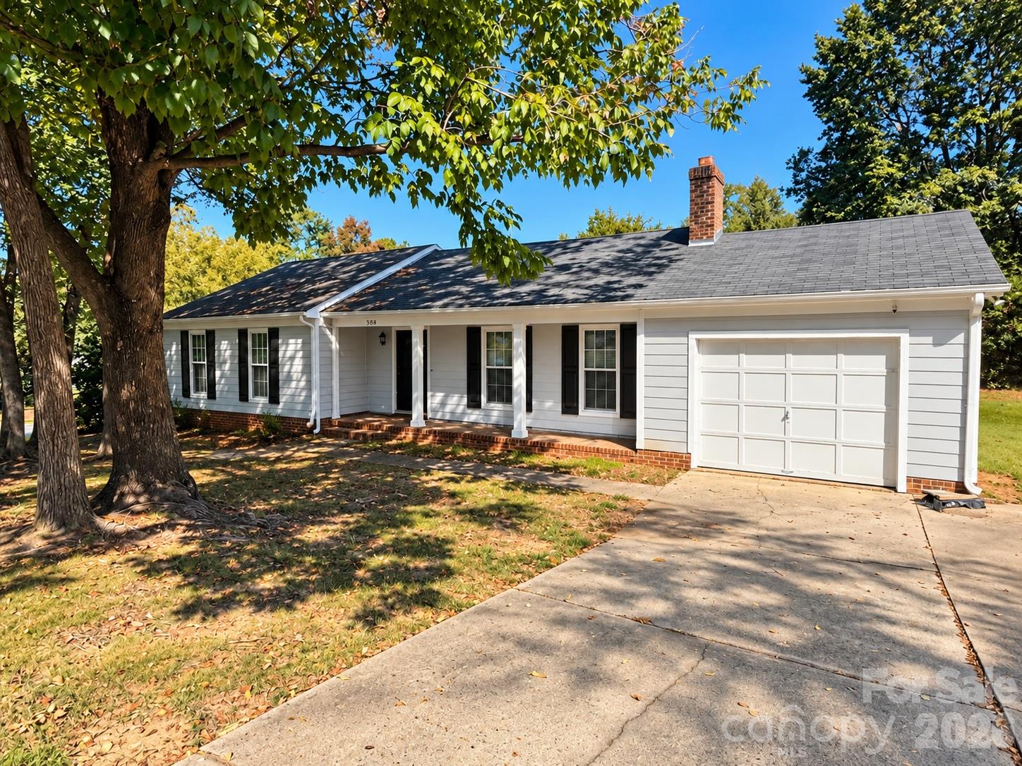 Single Family Residence at 501 Mary Charlotte Drive, Charlotte, photo 2 of 12