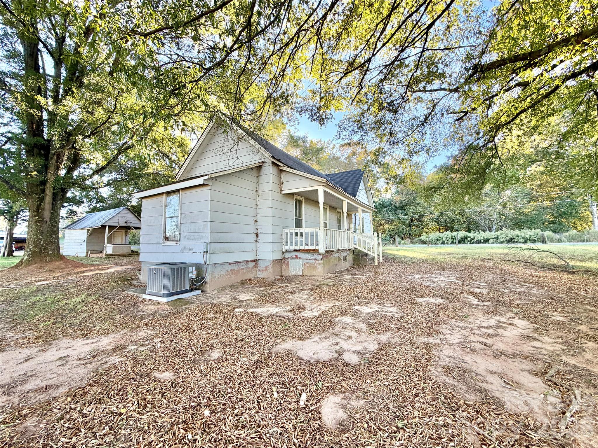 Single Family Residence at 2120 Three Forks Church Road, Taylorsville, photo 15 of 22