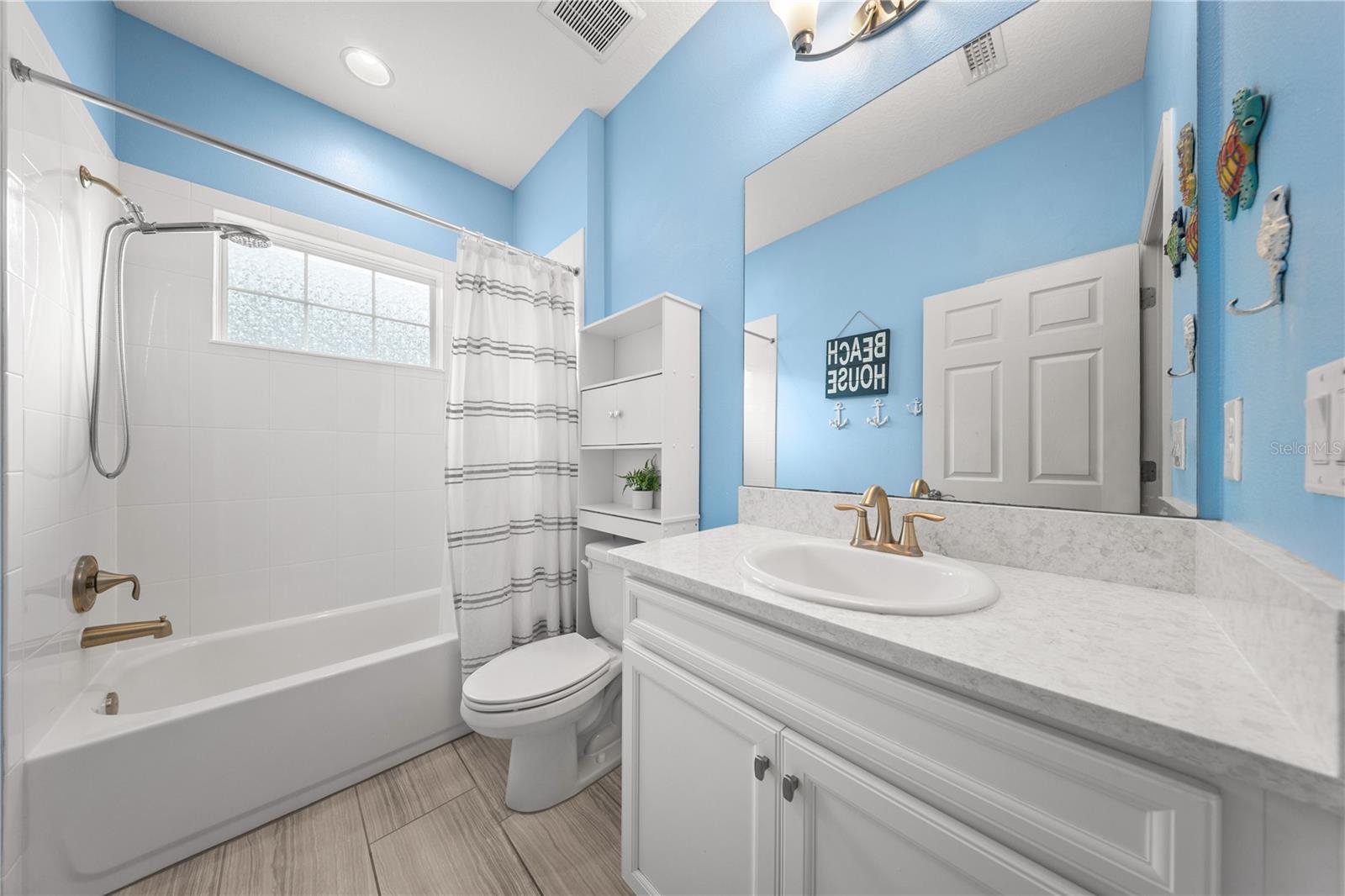 Single Family Residence at 6005 SHADOWLAKE DR, APOLLO BEACH, photo 25 of 39