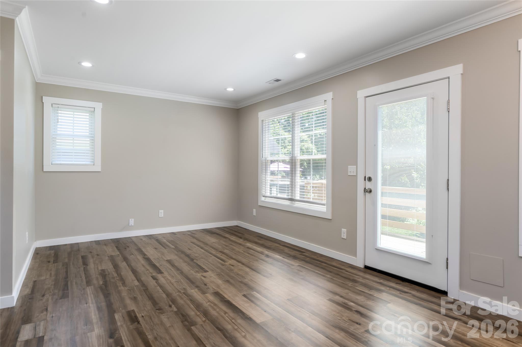 Single Family Residence at 38 Old County Home Road, Asheville, photo 7 of 28