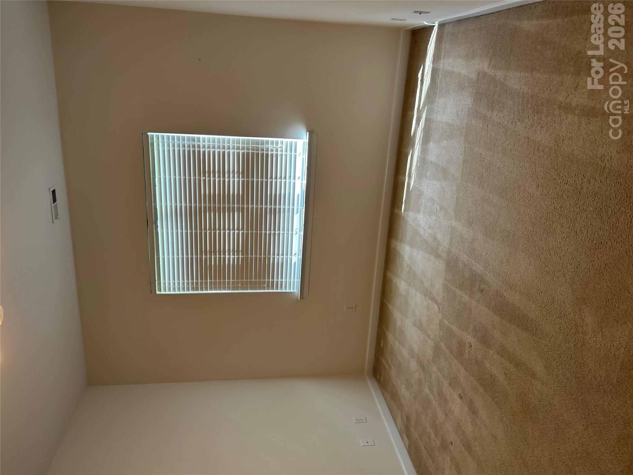 Single Family Residence at 9613 Woburn Road, Charlotte, photo 7 of 18